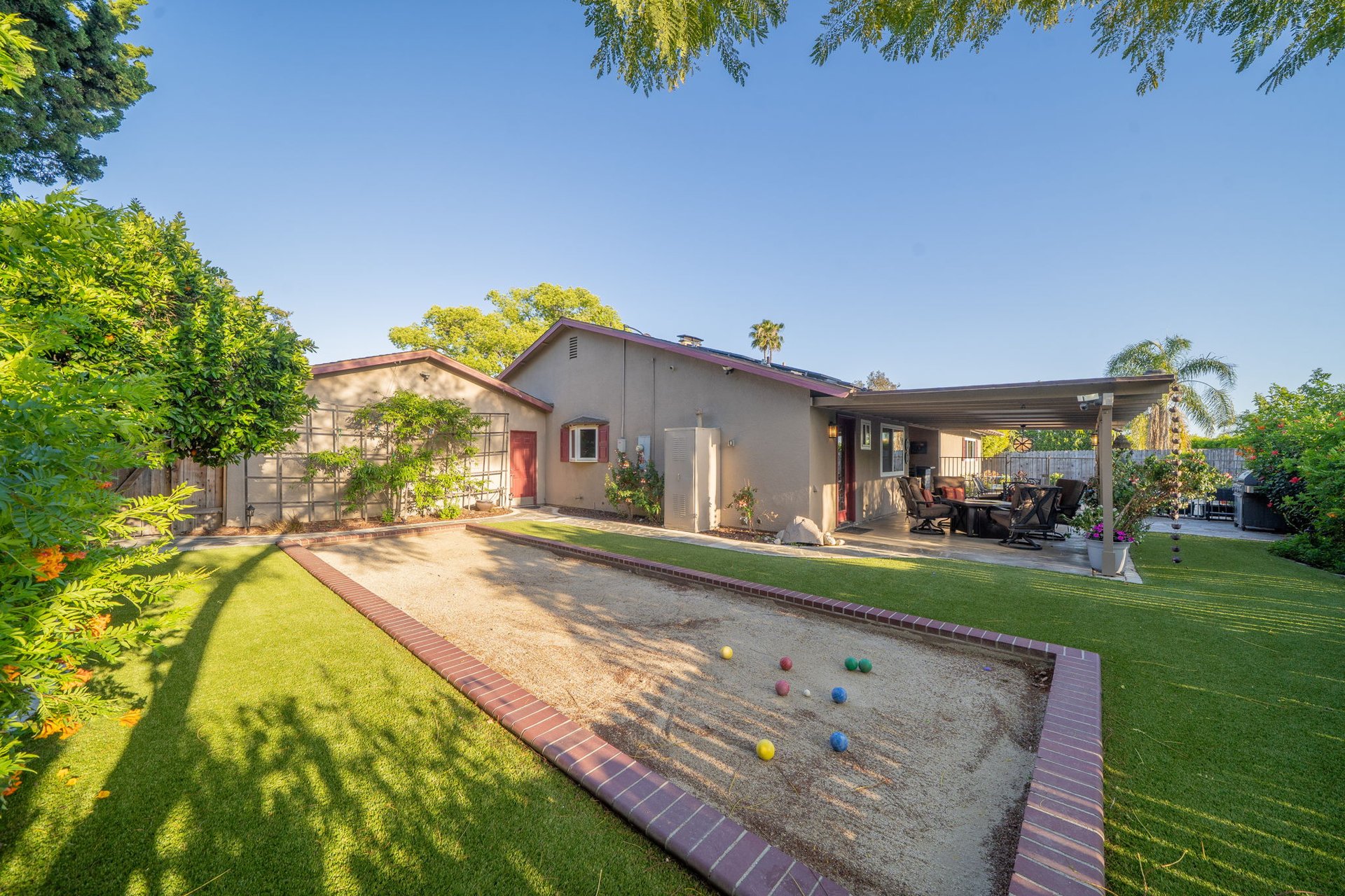2309 Perry Court