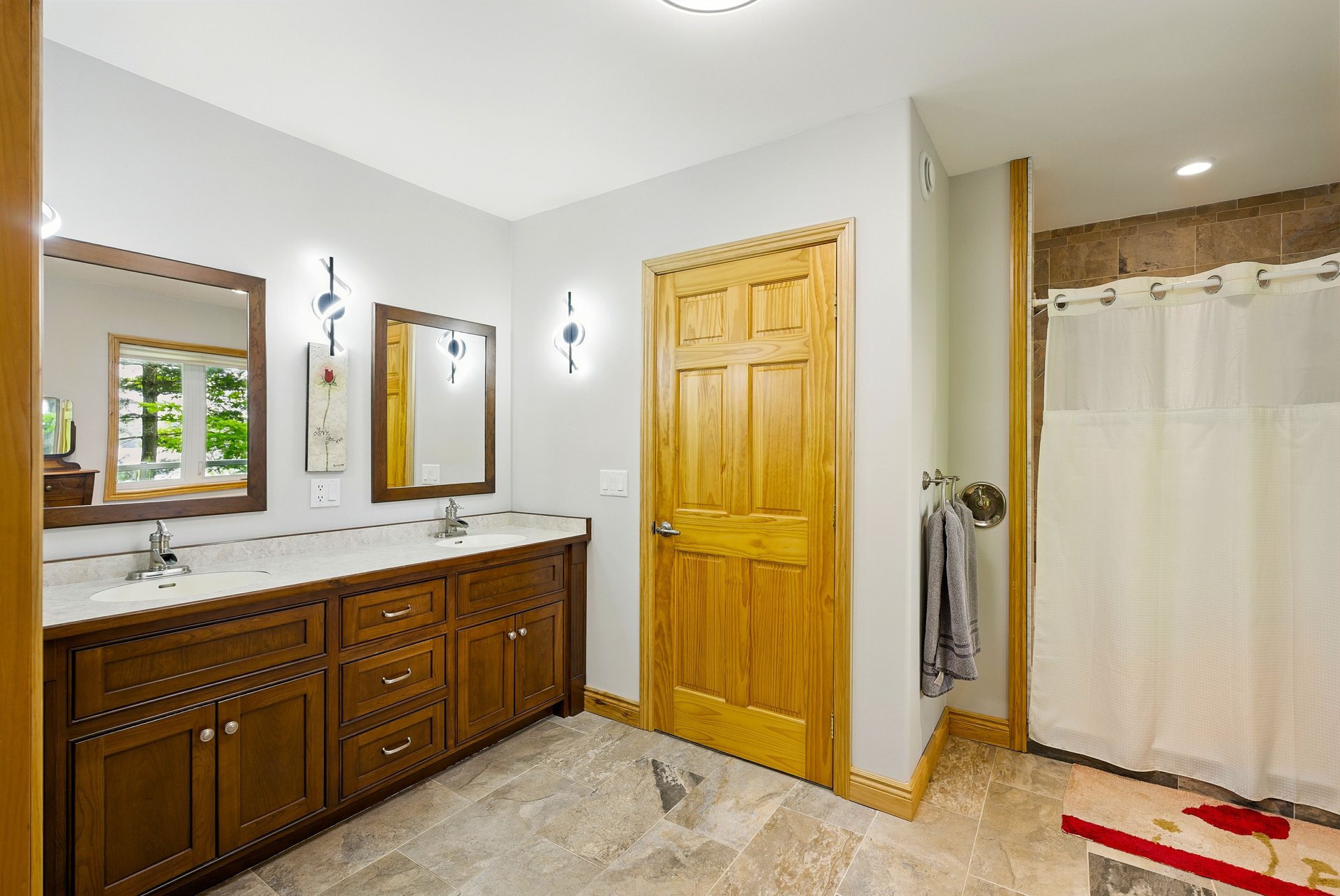 276 Jeffrey Road N, Ryerson