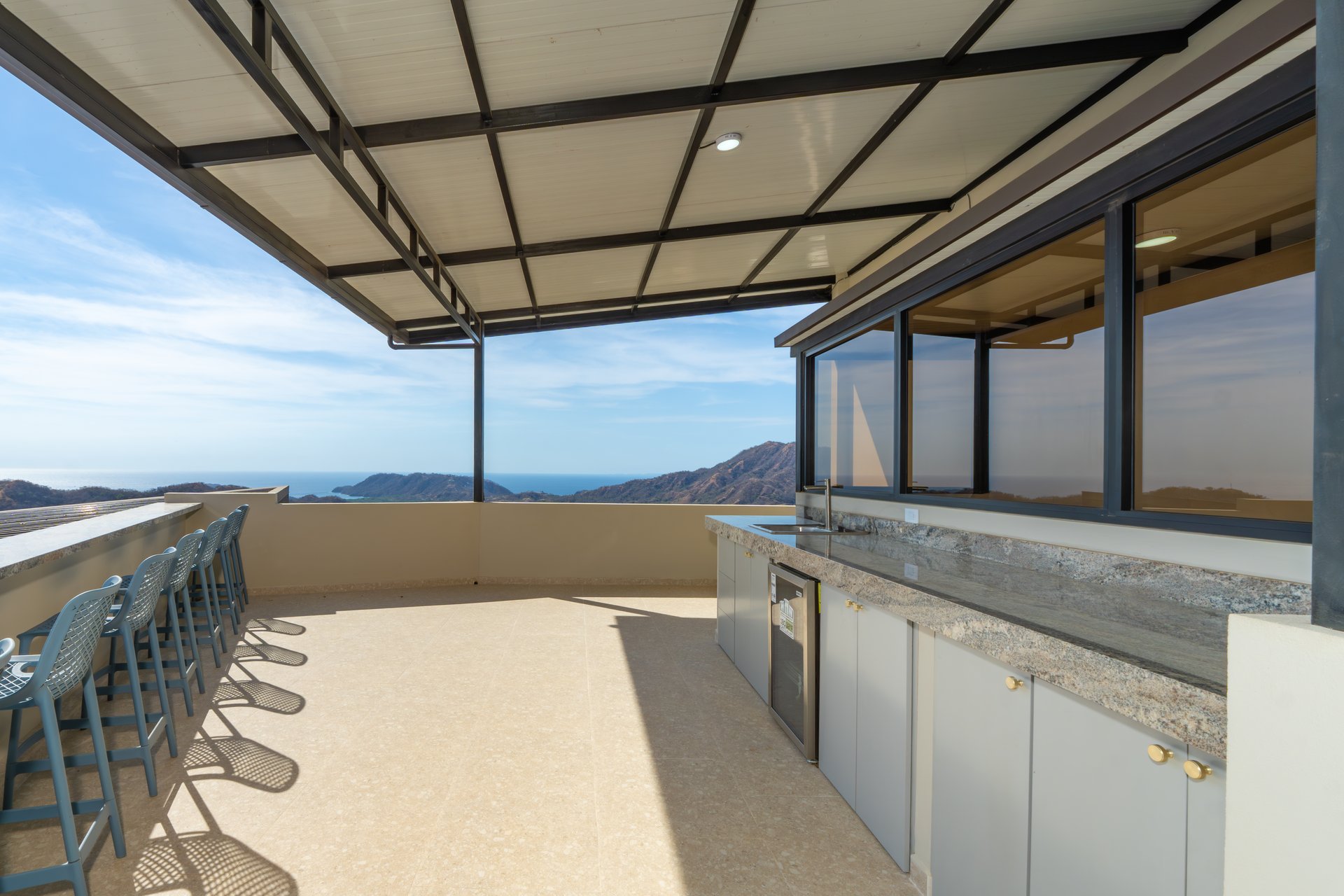 Casa Vista Escondida | 5 Bedroom Ocean View Estate with Seller Financing & Additional Lot in Playa Potrero Costa Rica