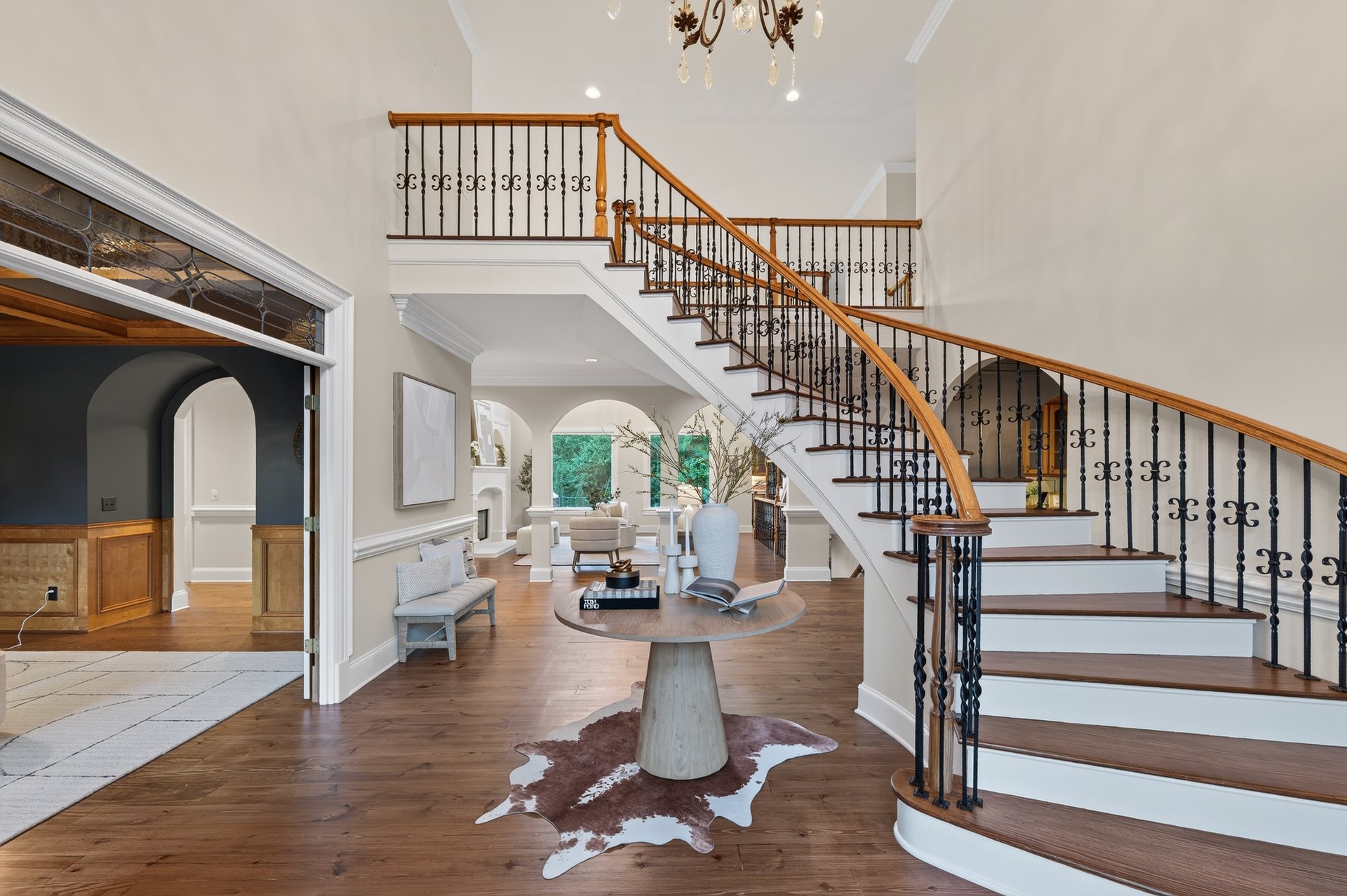 1055 Hedgerose Lane
