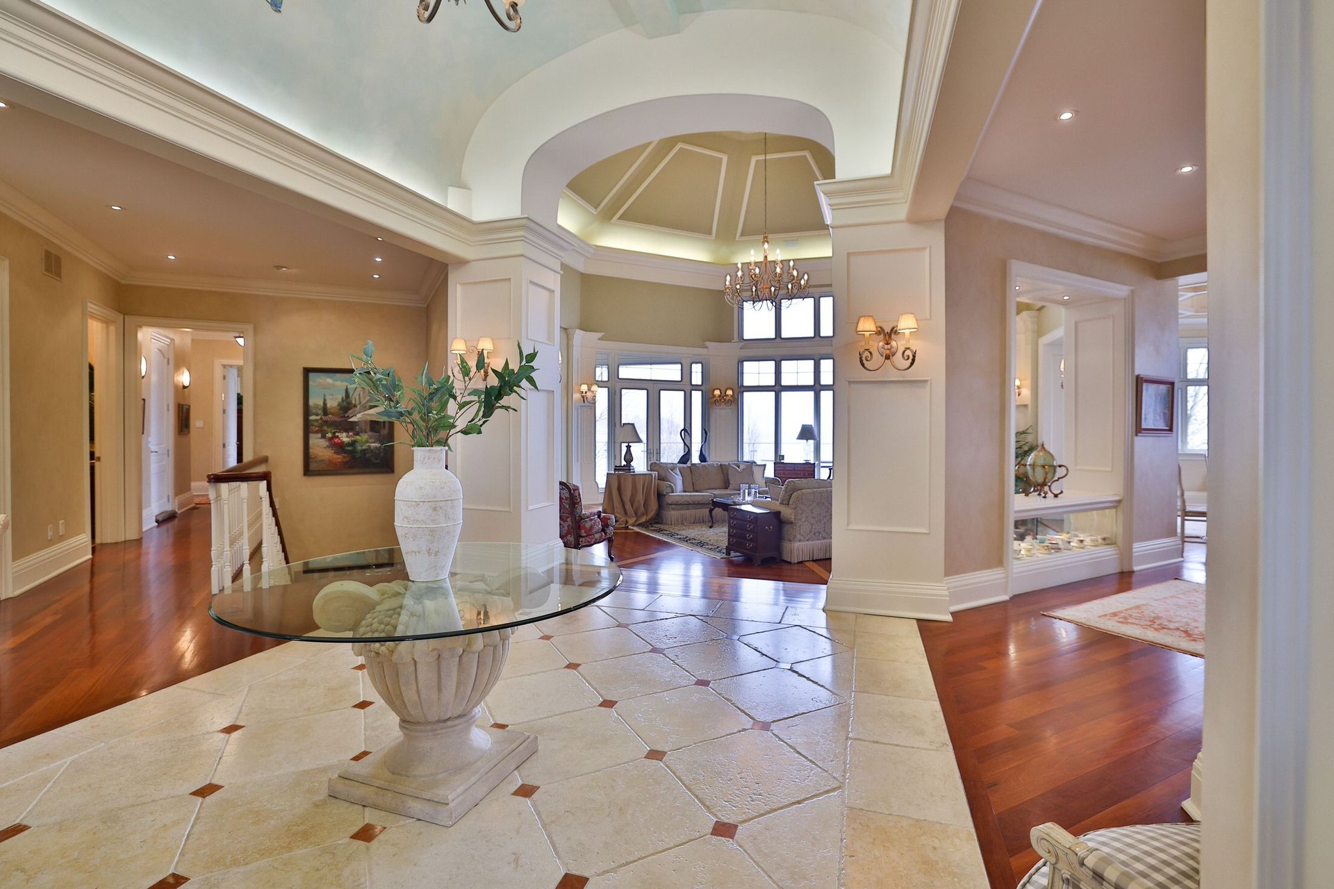 872 Whittier Cres