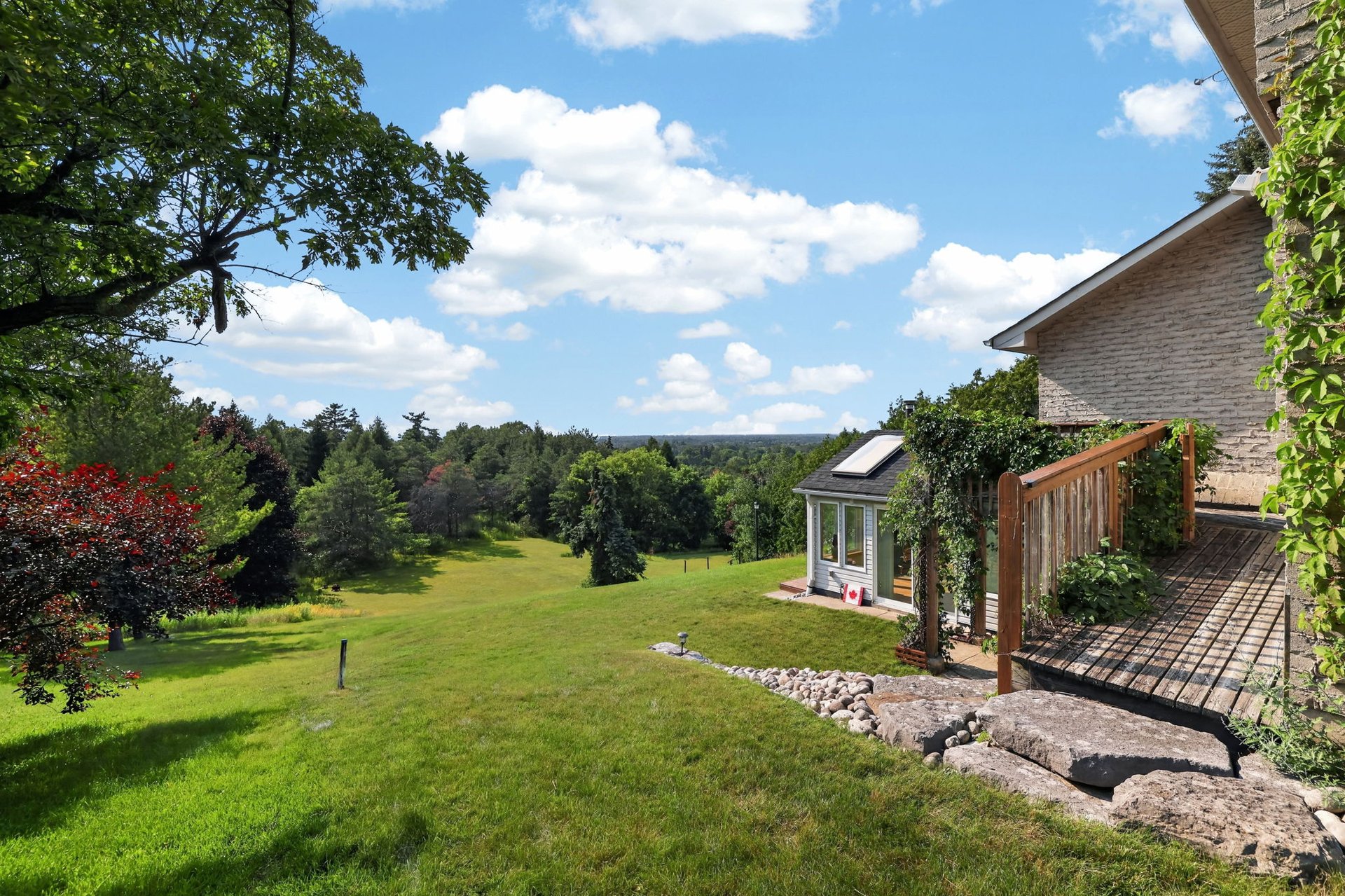 16 Hi View Drive