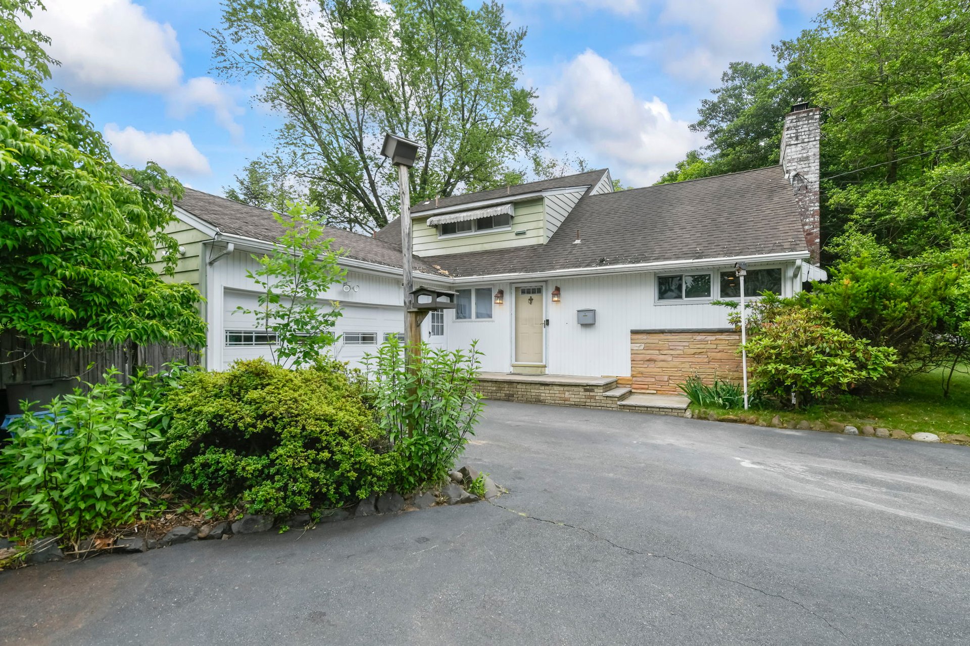 351 Schraalenburgh Rd