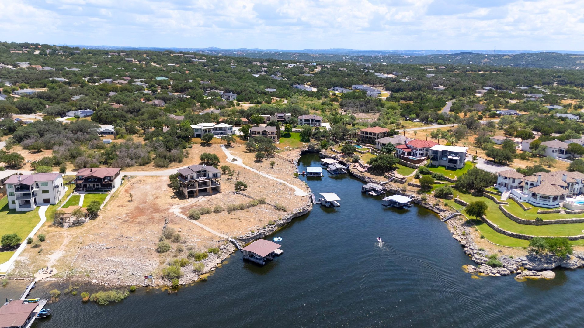 2912 Patriot Drive & 3002 Point Cove