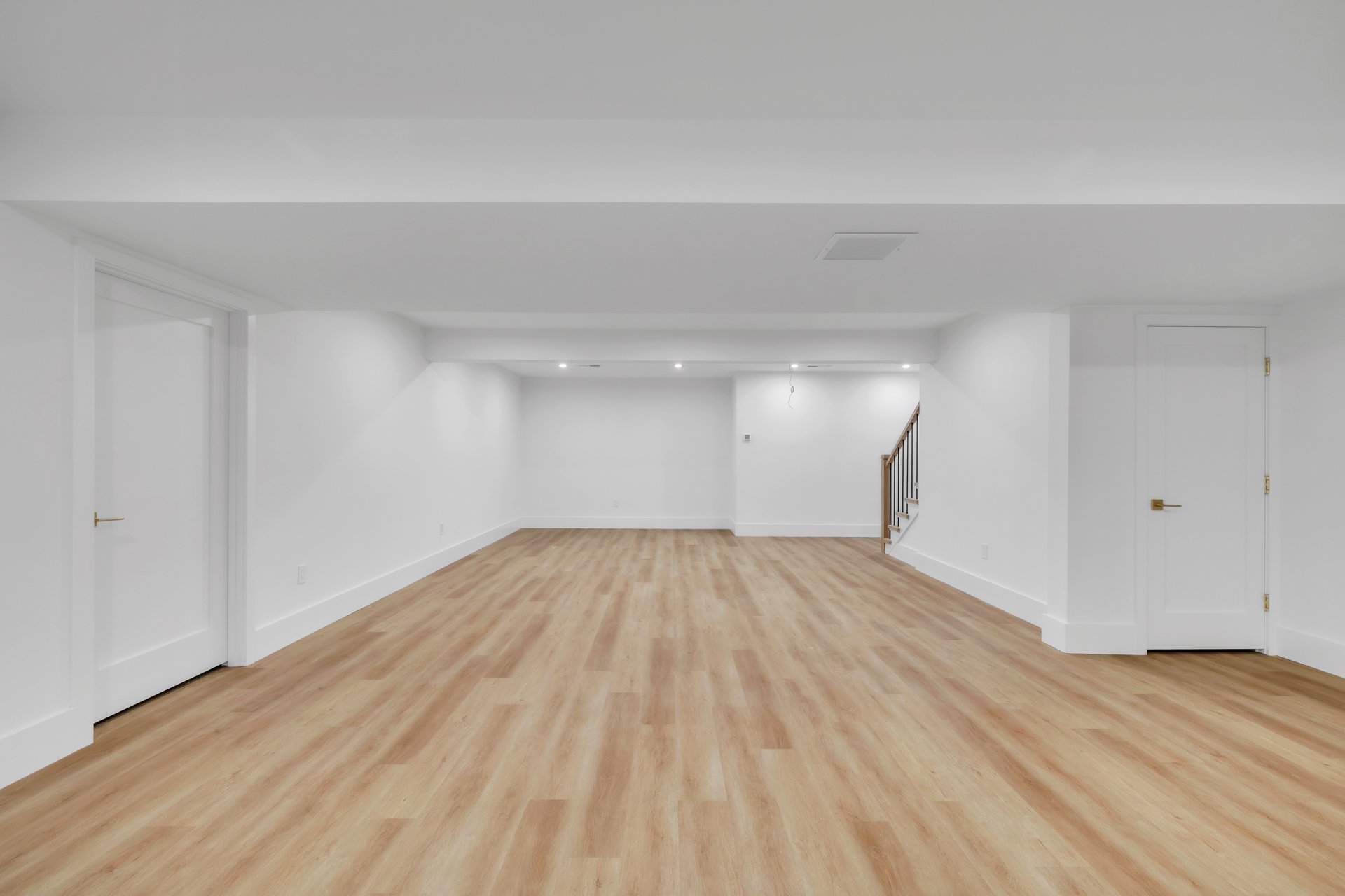 East Ave, Unit B 