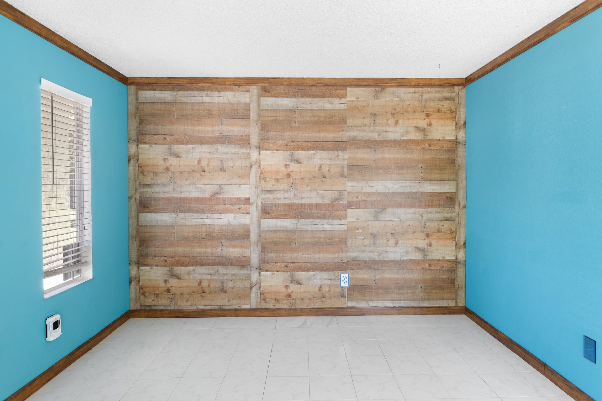 200 Del Luz Ct