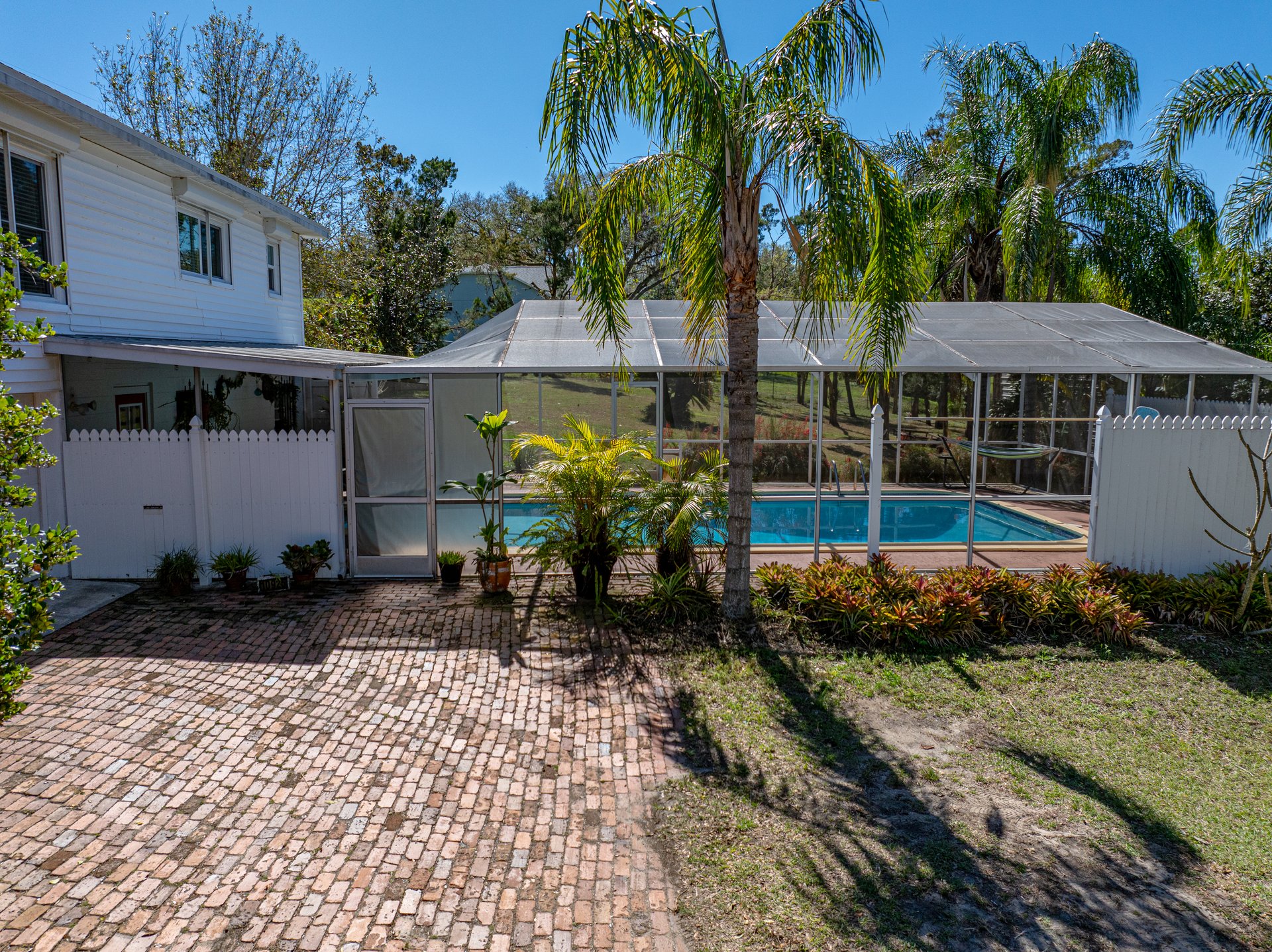 10925 FORT KING RD