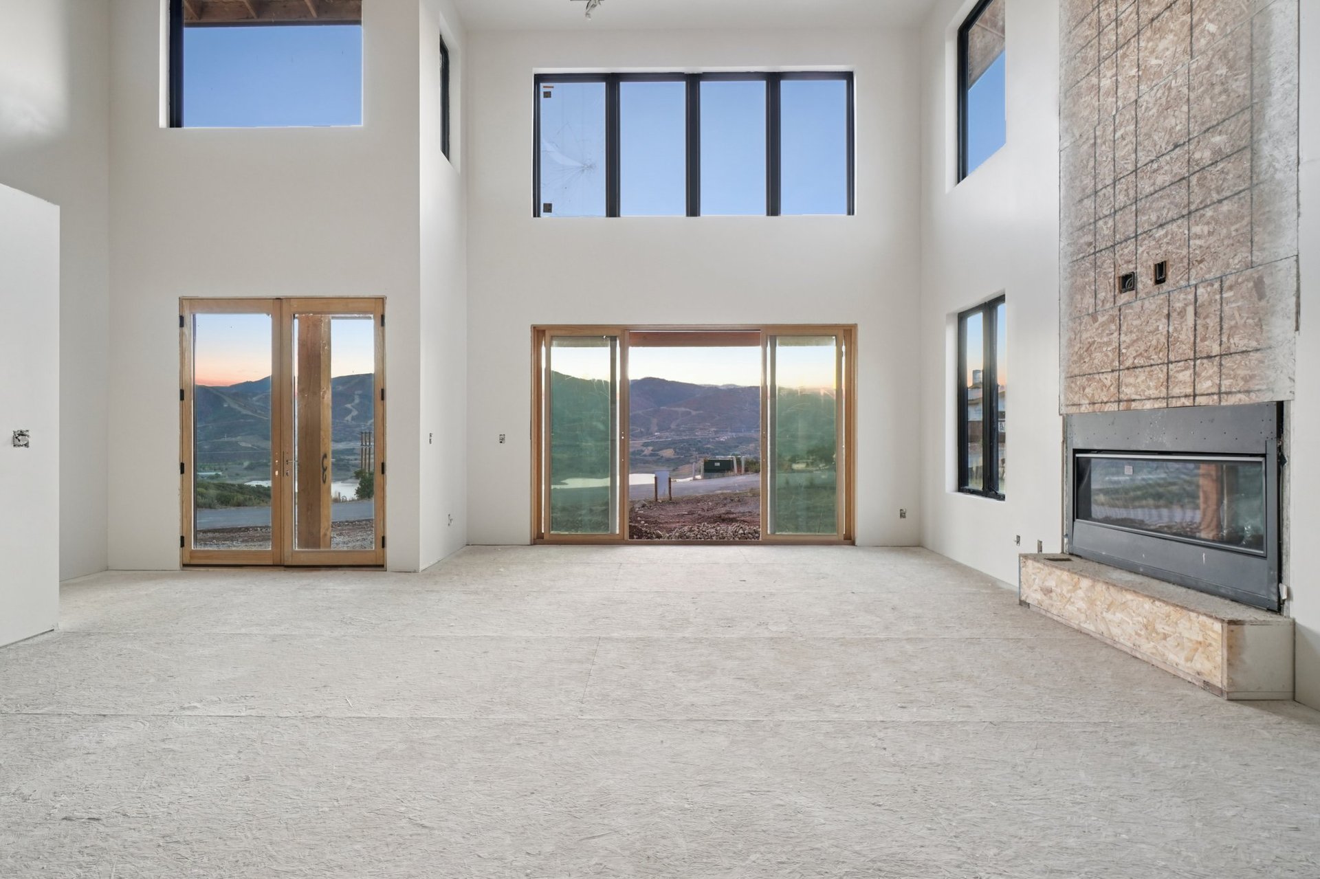10646 N Reflection Ridge