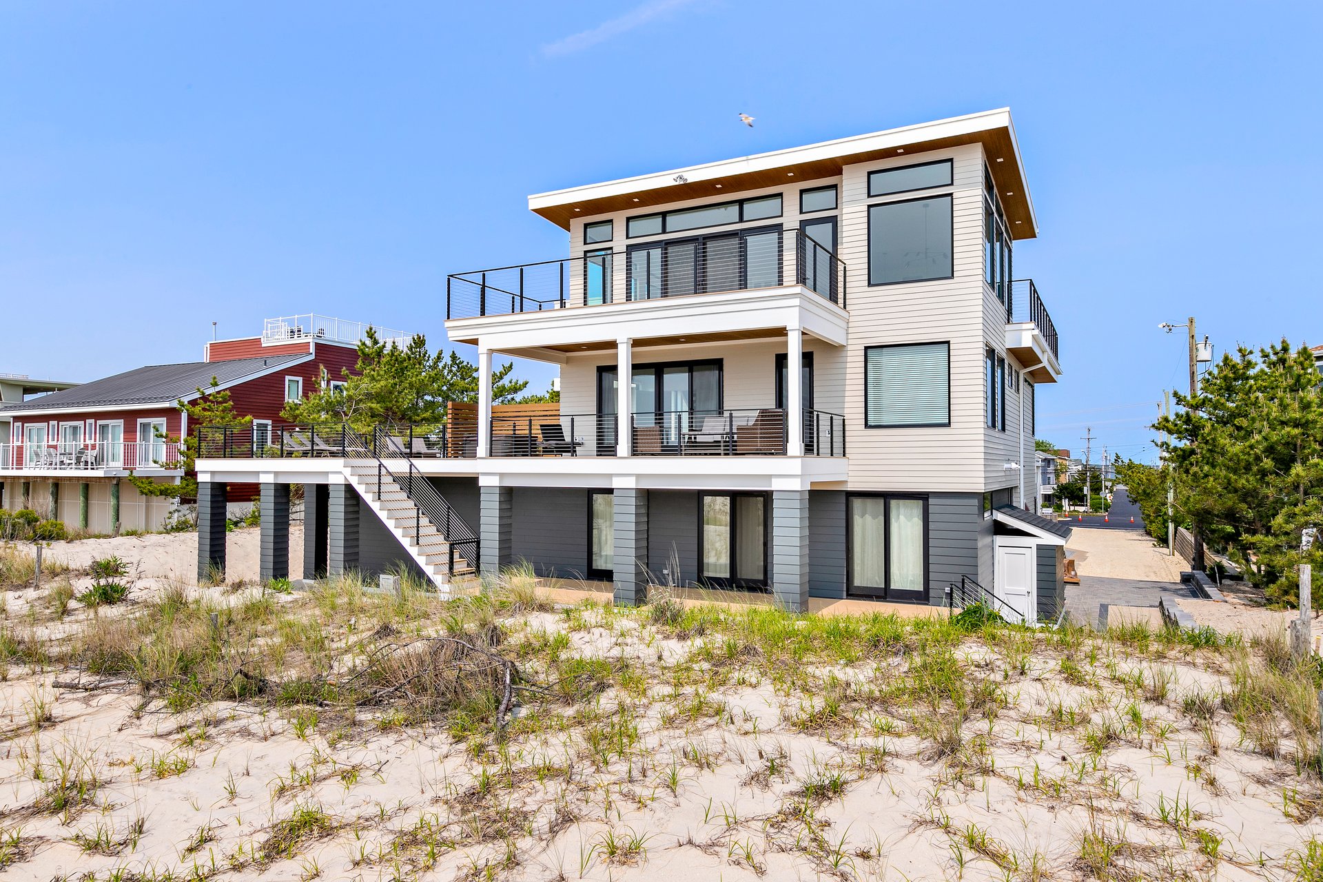 1053C Long Beach Blvd