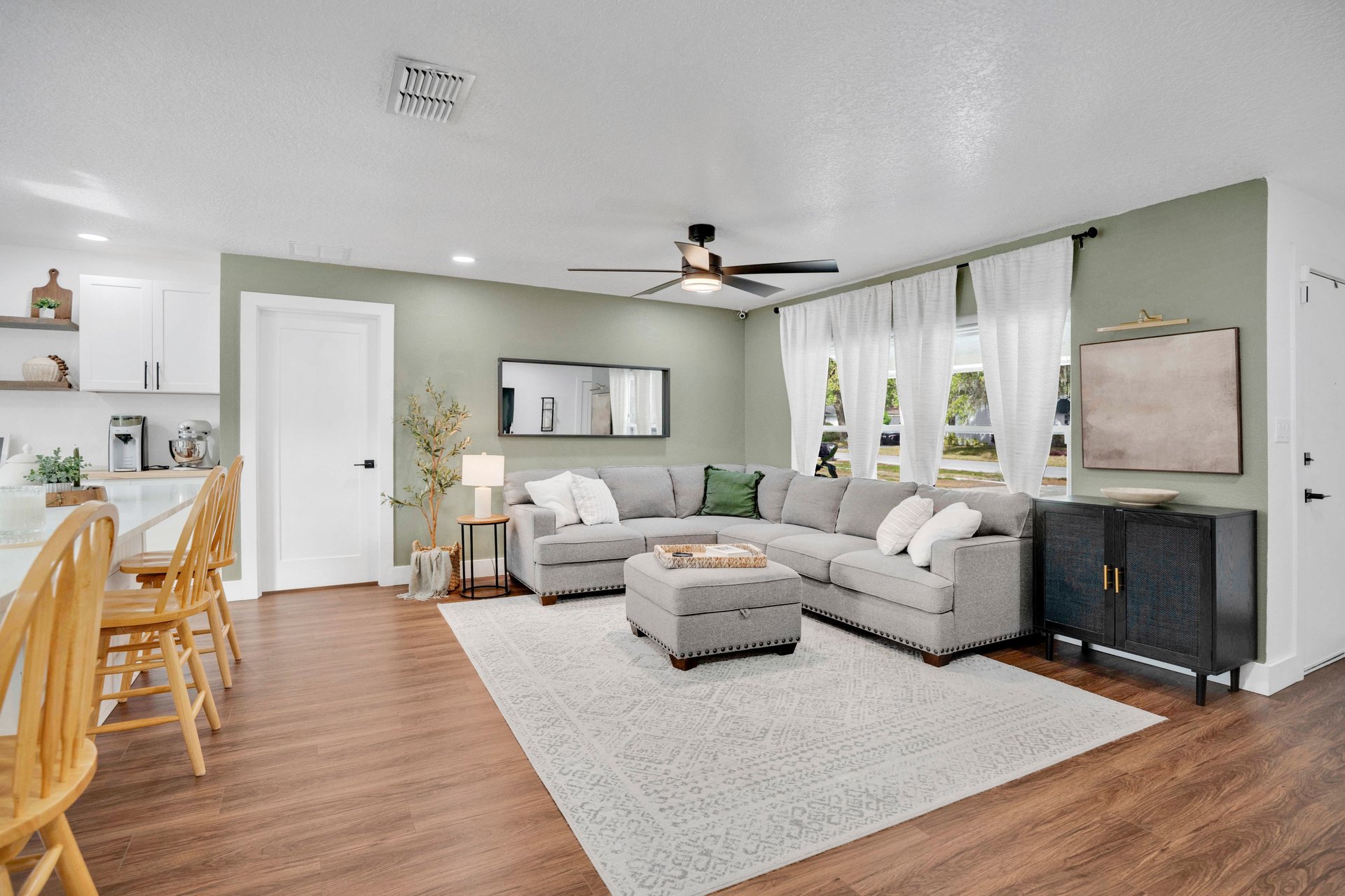 400 Shady Banks Rd Altamonte Springs, FL 32714