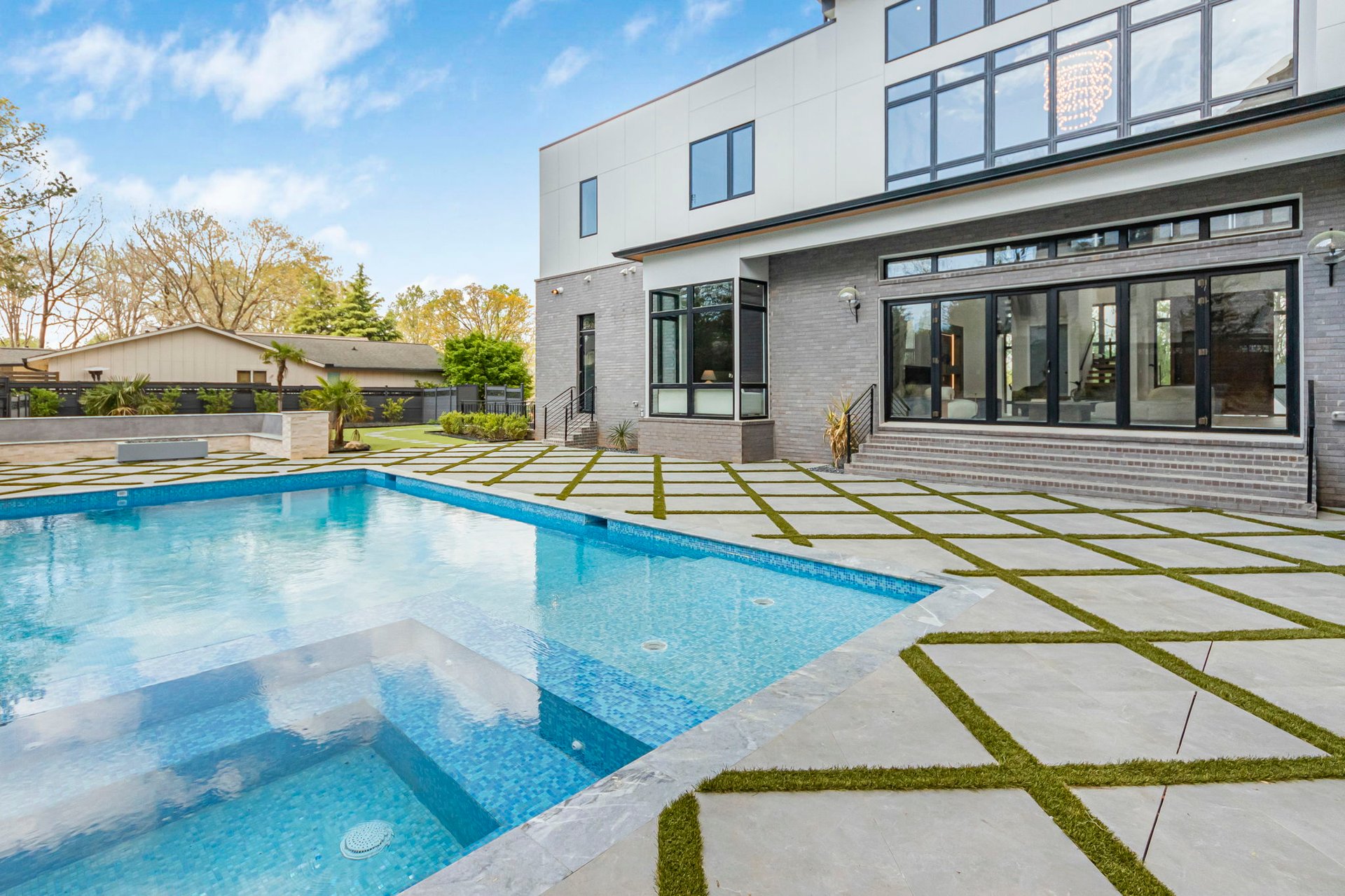 Edgewood Court