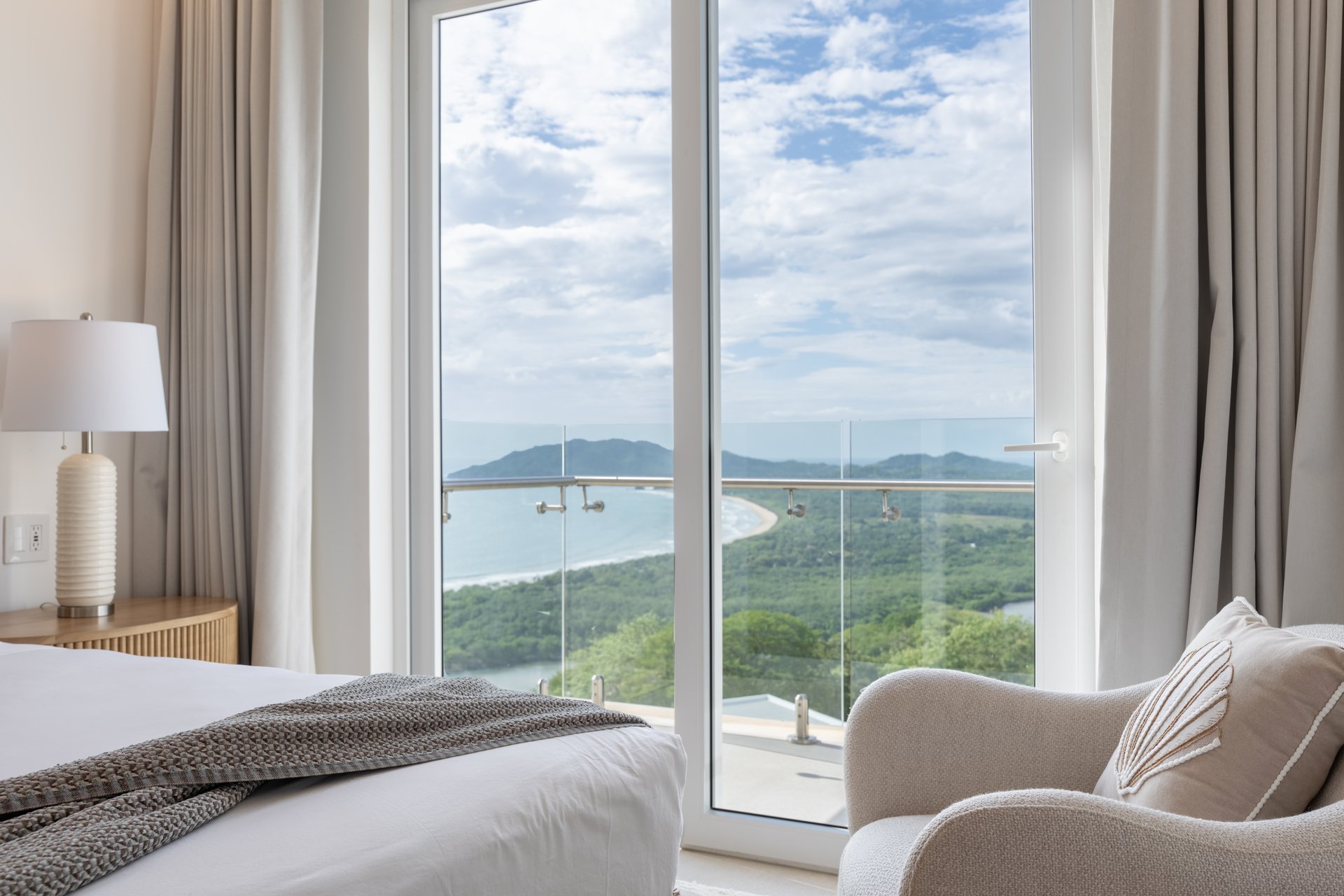 Penthouse 701 — Private Pool & Rooftop Terrace | Residencia La Vista