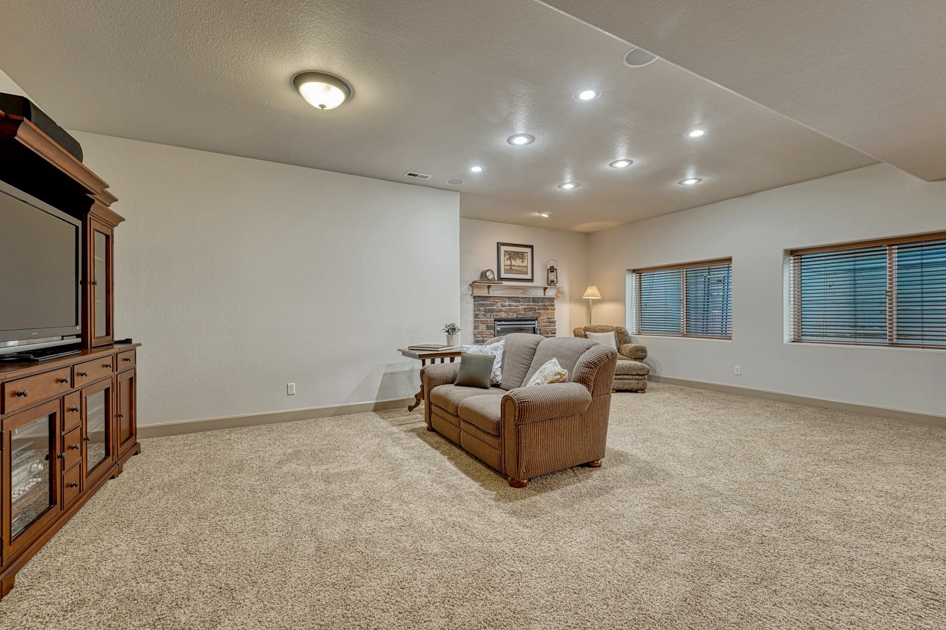1103 Greenland Forest Drive