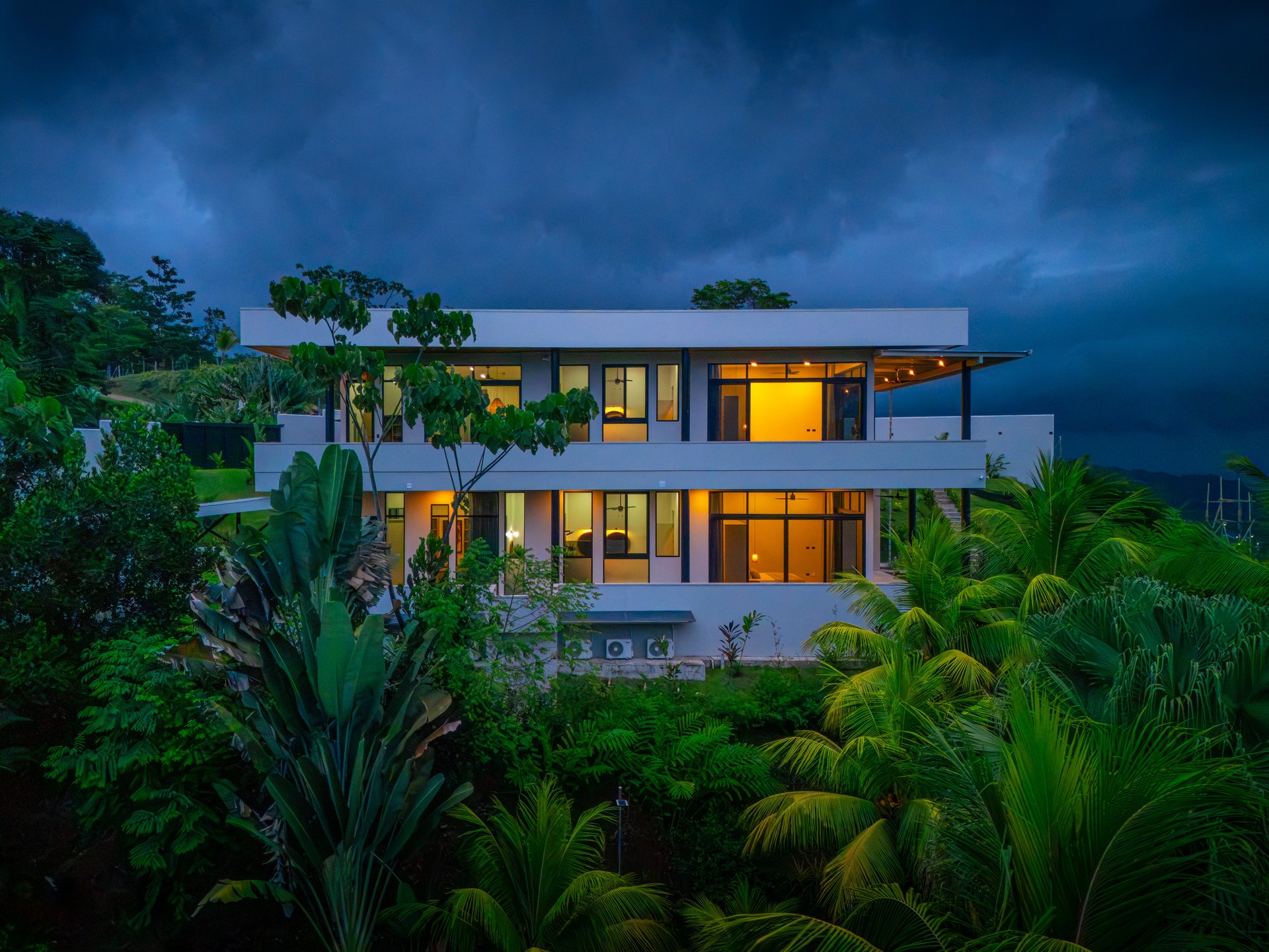 Lion's Gate Sunset Estate