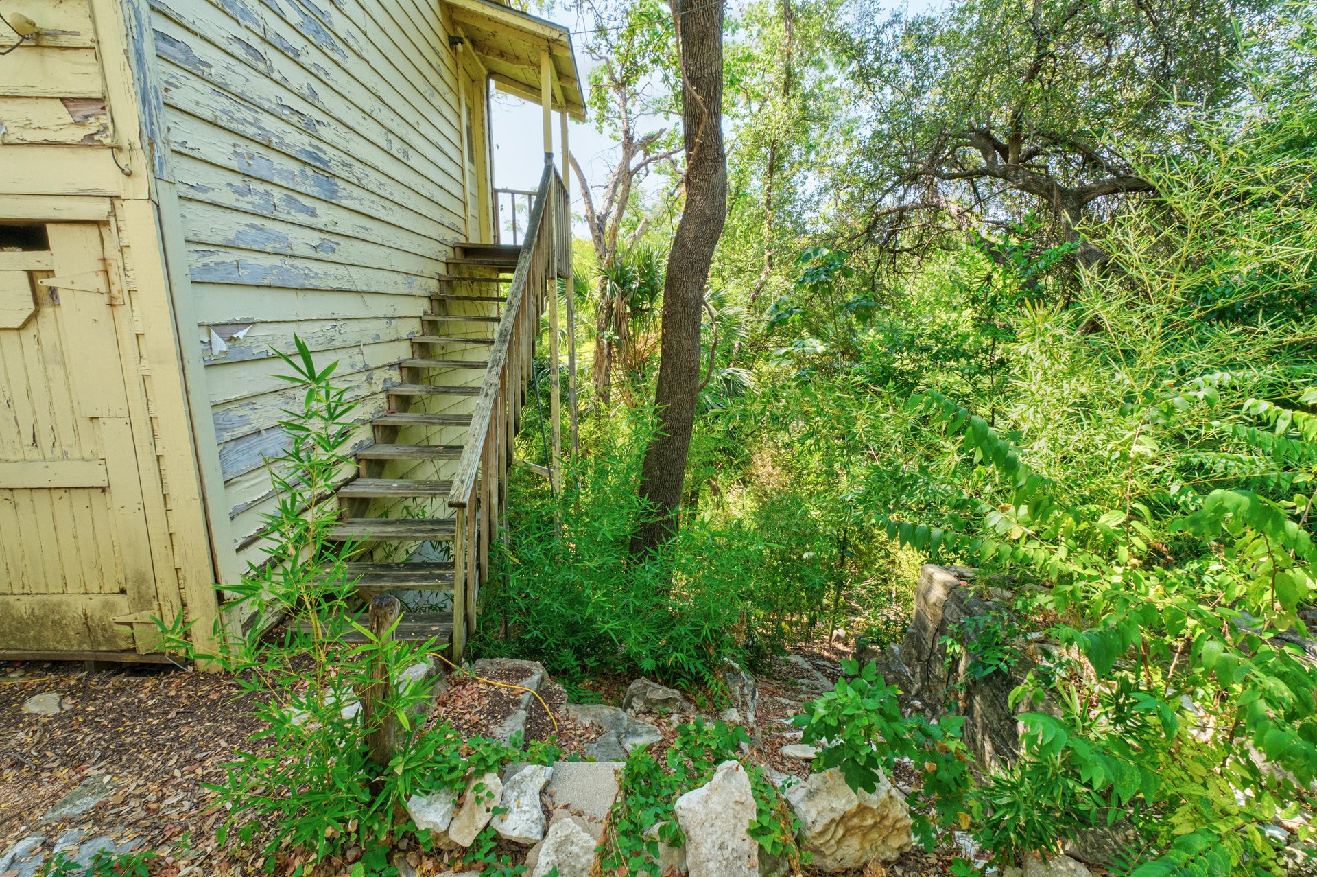 1017 W 31st Street