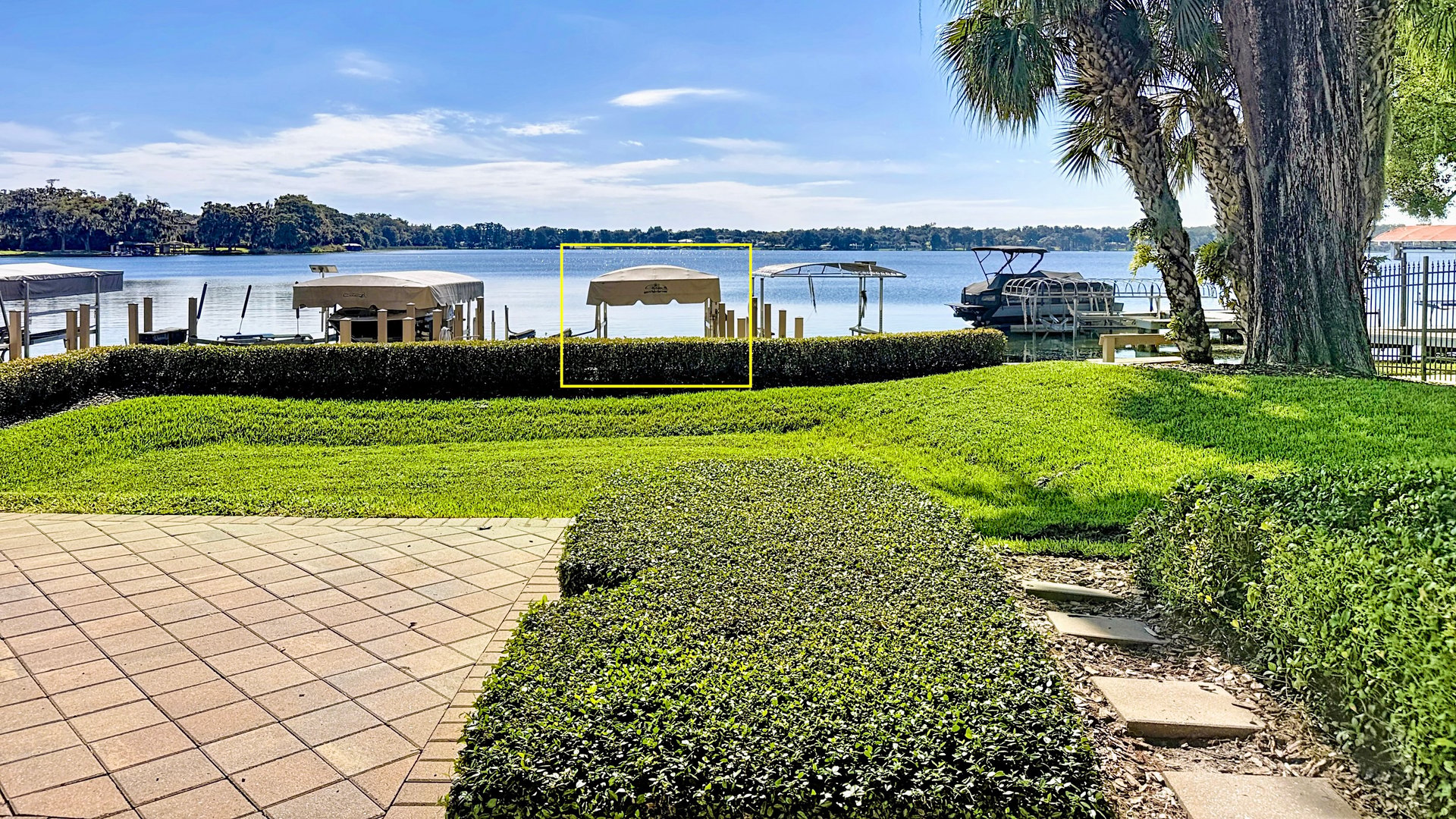 Spacious Winter Park Lakefront Condo in Perle du Lac