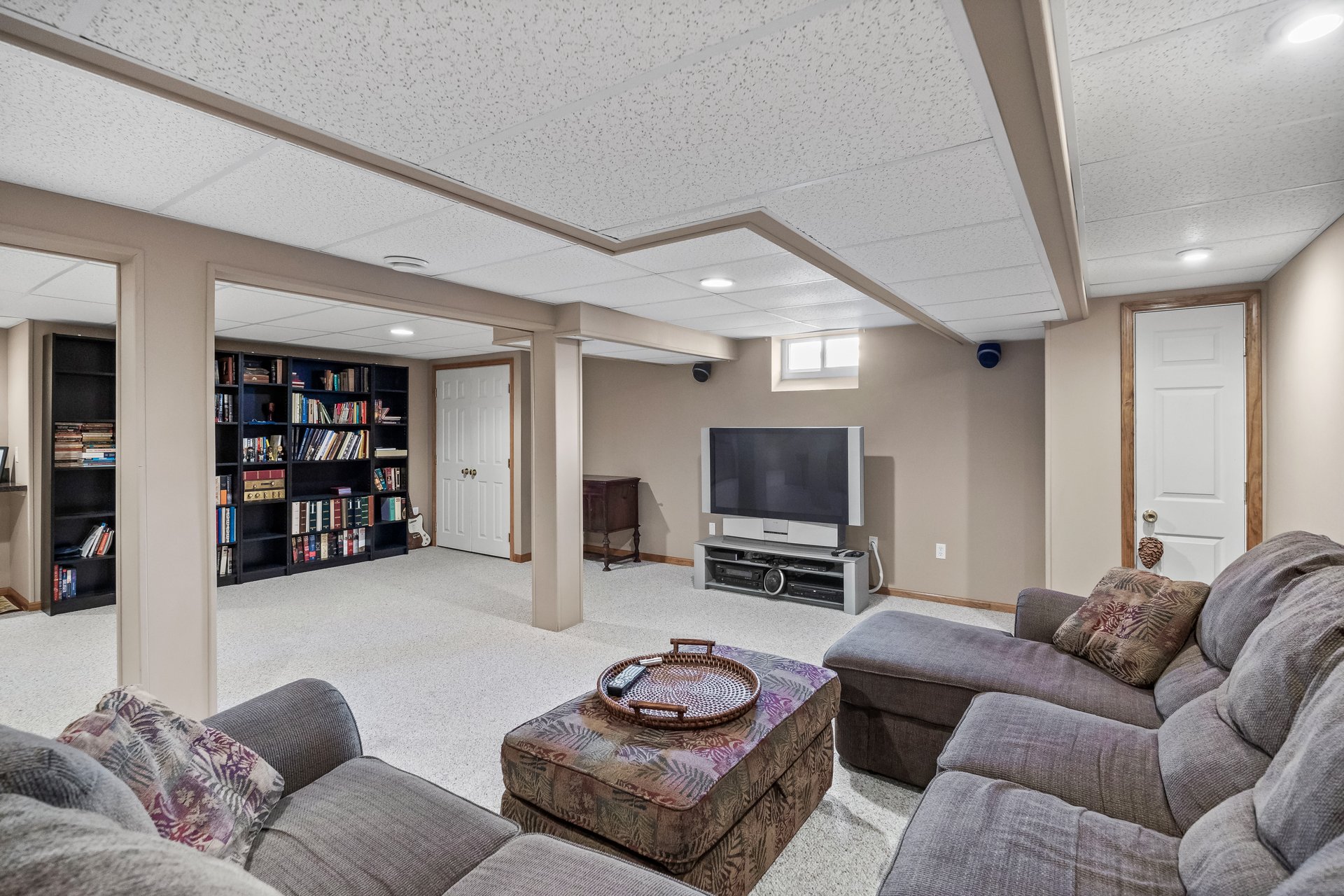 10 Colosseum Drive