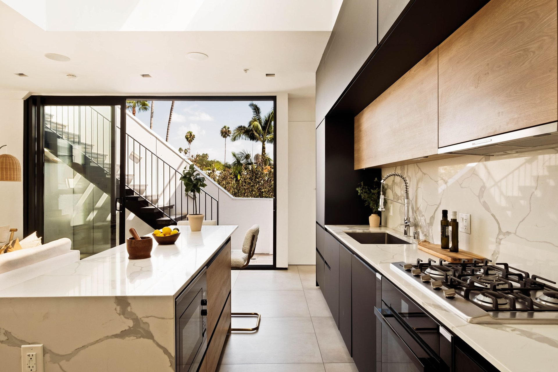 1253 N Sweetzer Ave #5, West Hollywood