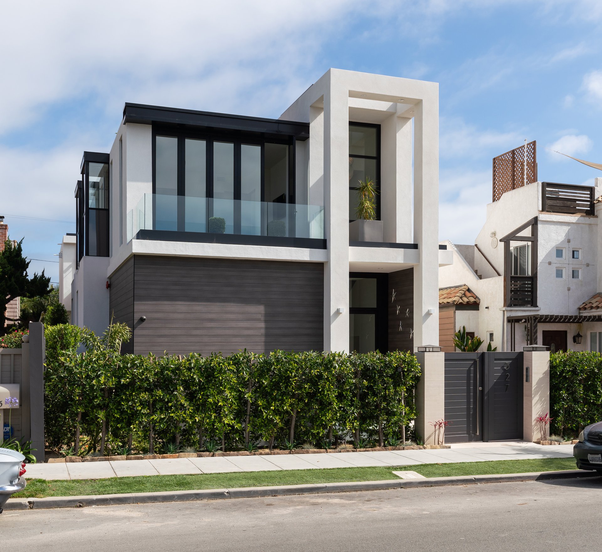 327 Nautilus St
