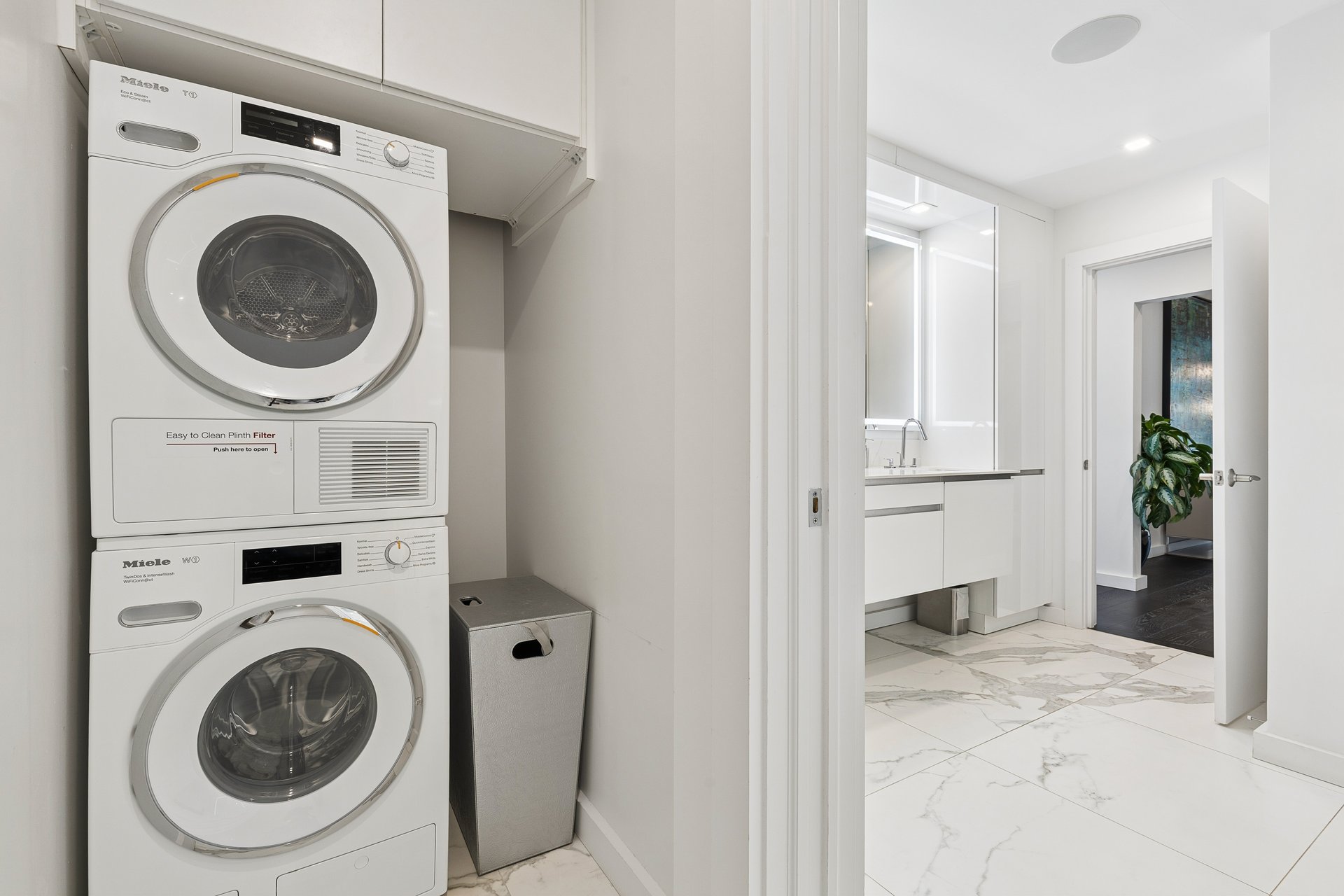 222 12th Street NE Unit 2105