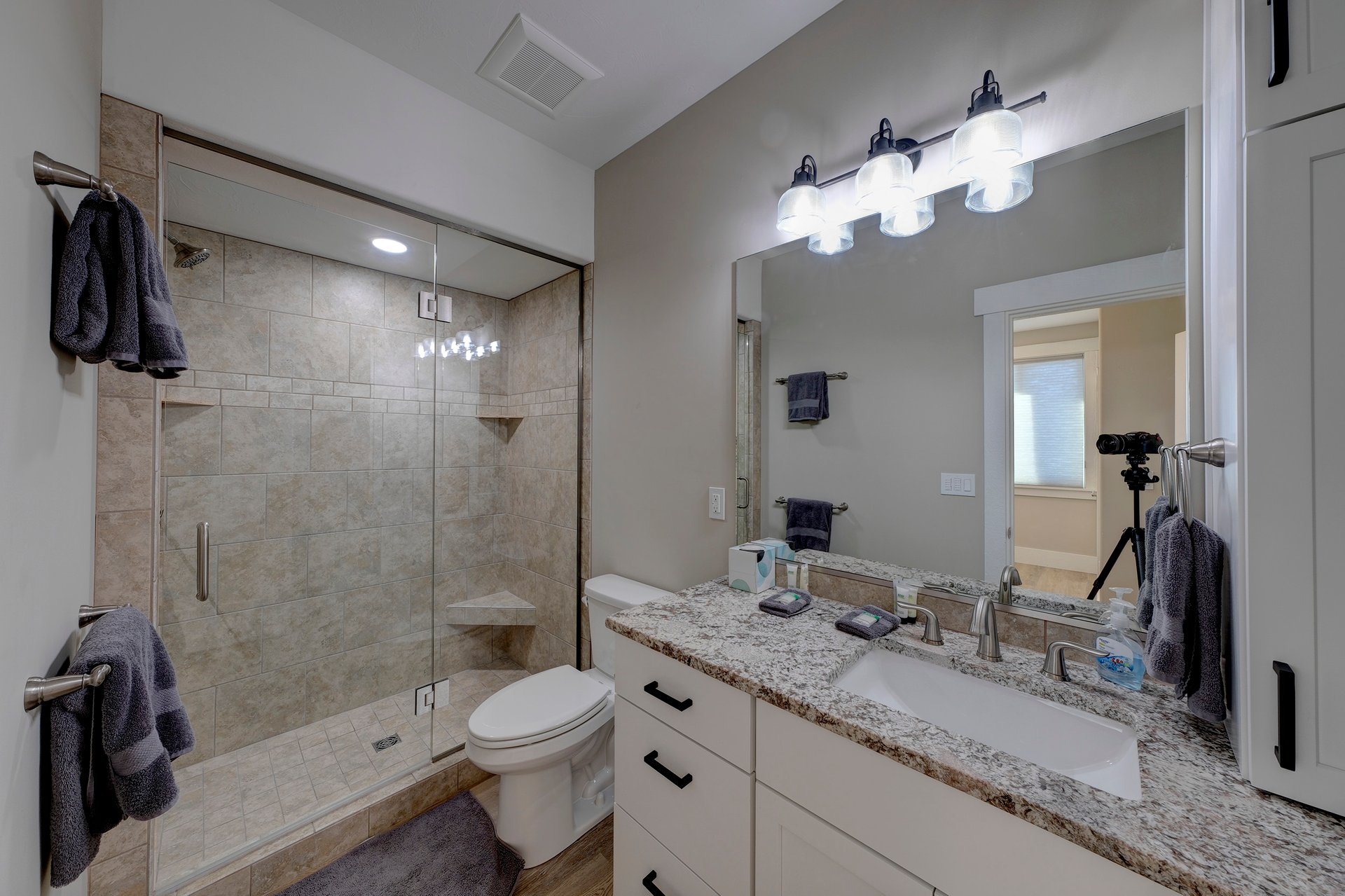 7 Creekside Ln