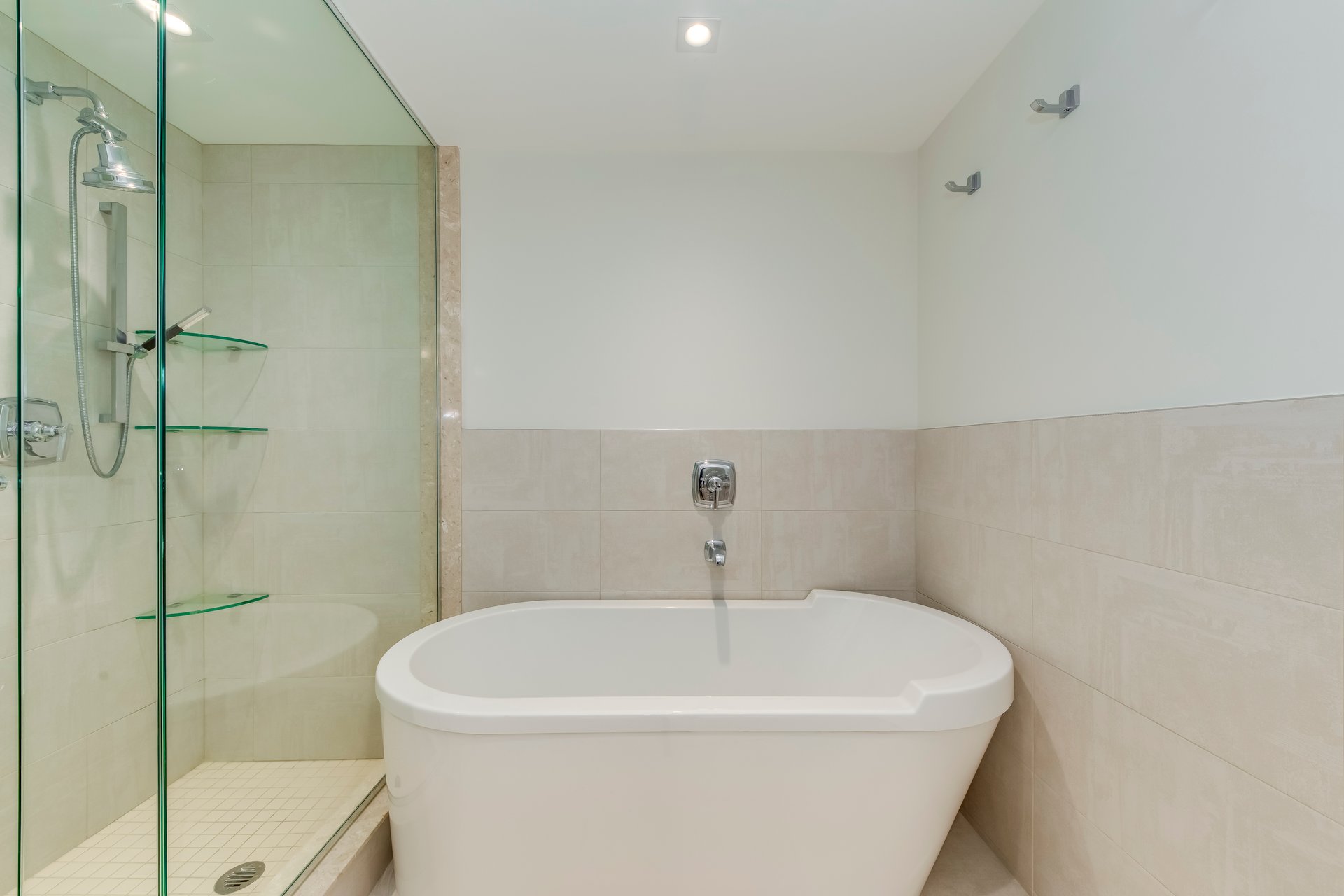 11 Bronte Rd #417