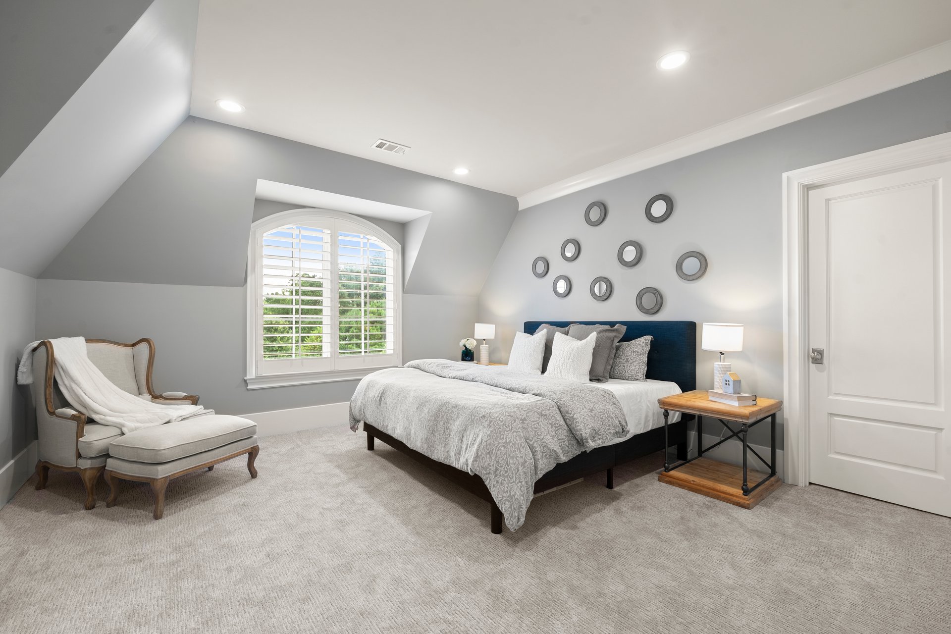  10160 Cedar Ridge Drive