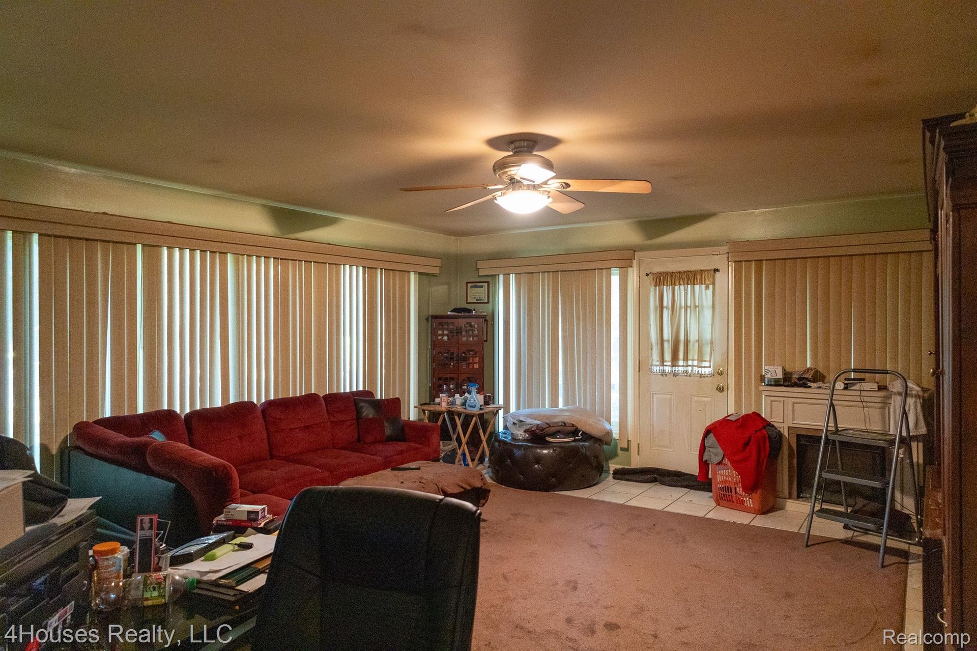 28400 Hawberry Rd