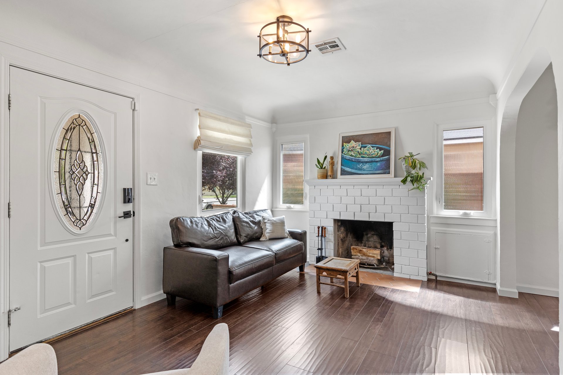 304 W D Street