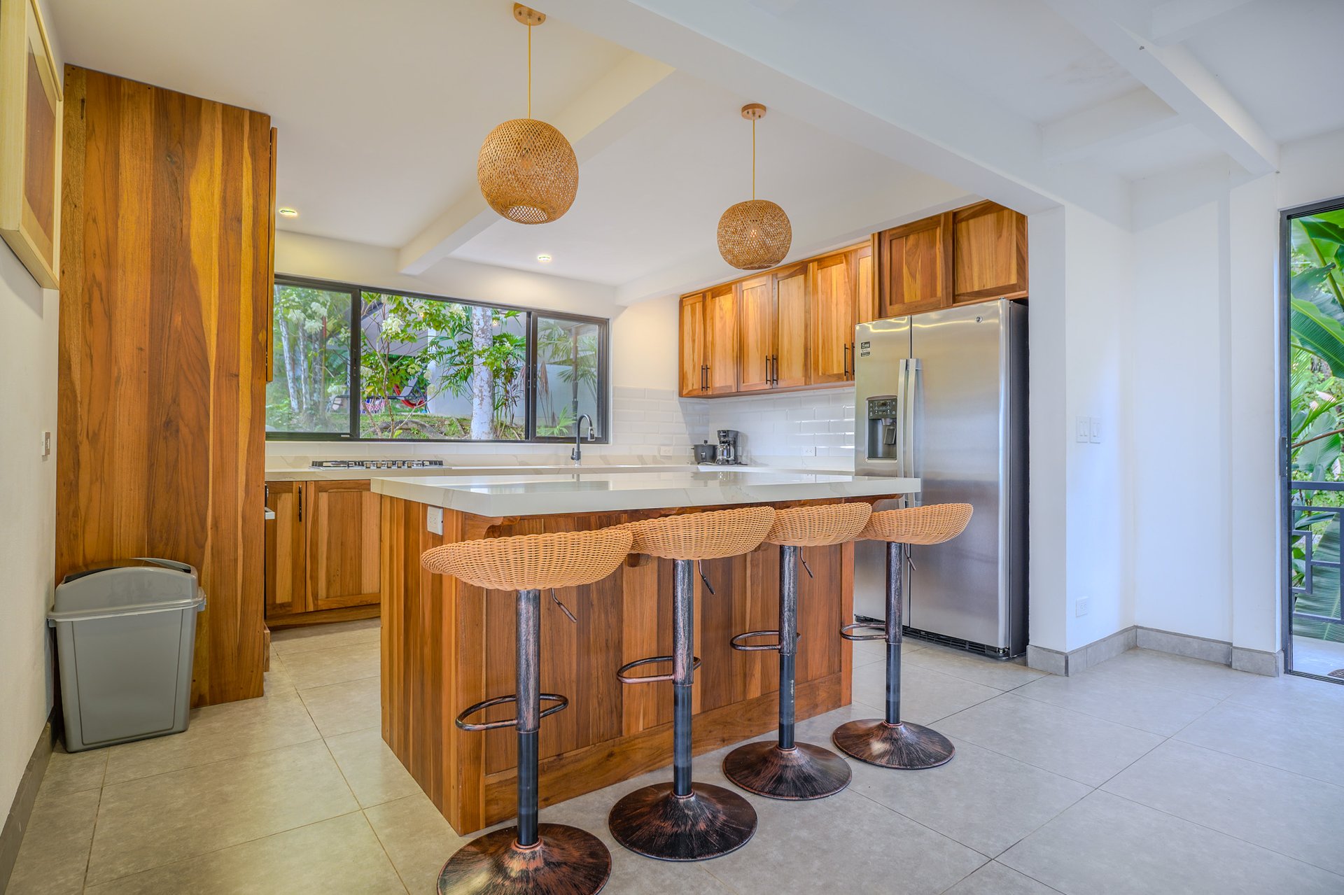 Casa La Roca, Whale's Tail 3 Bedroom Home In Uvita!