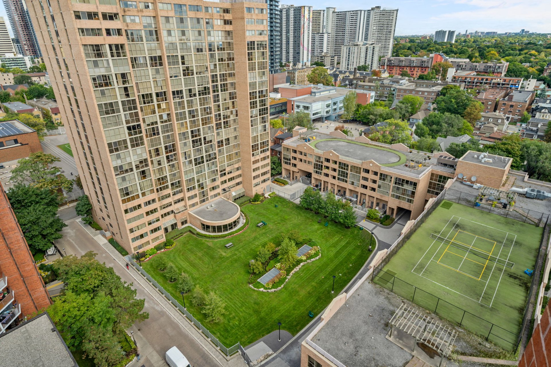 SOLD: Stunning Rare Penthouse Suite