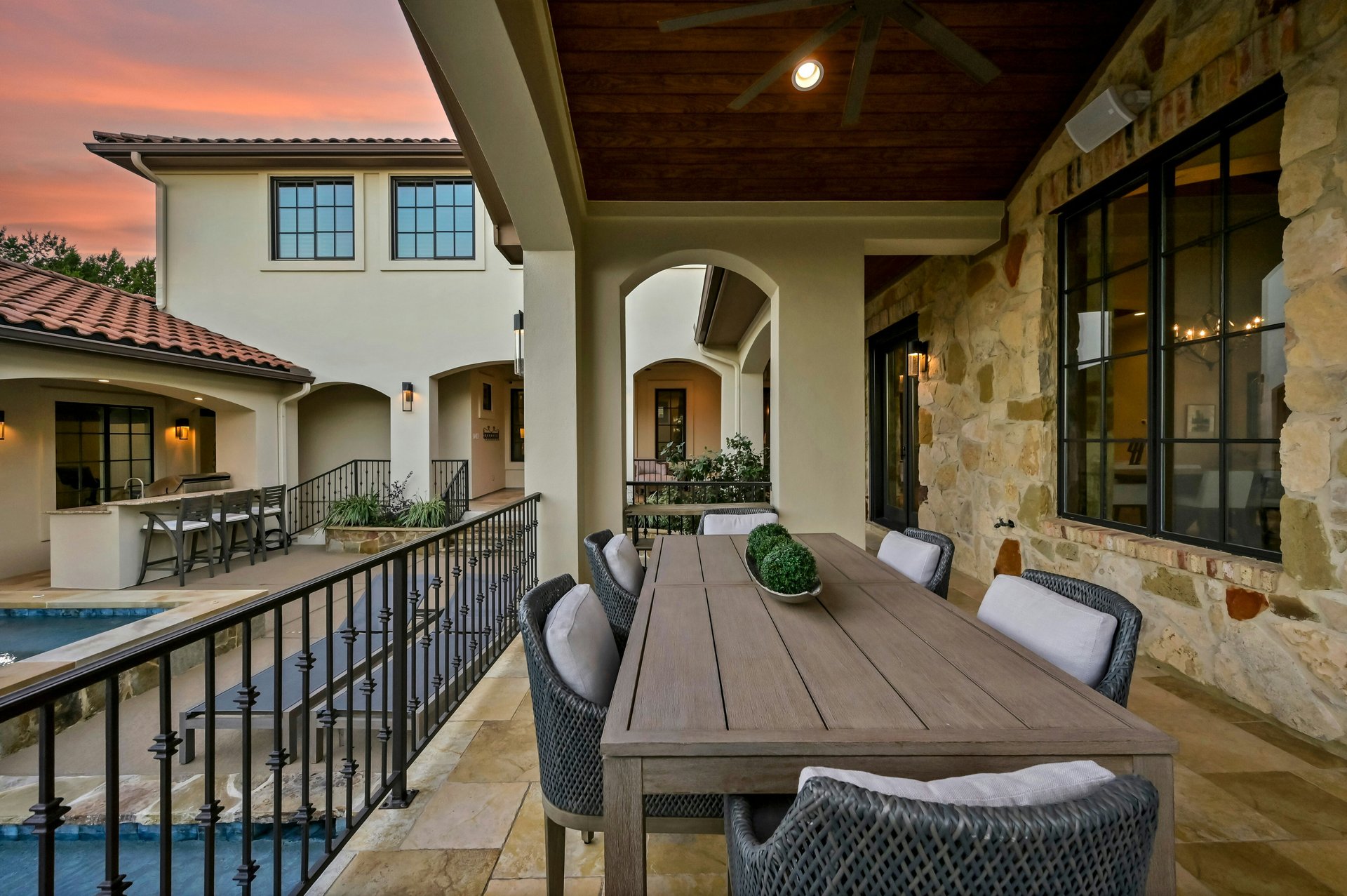 10213 Amwell Cove