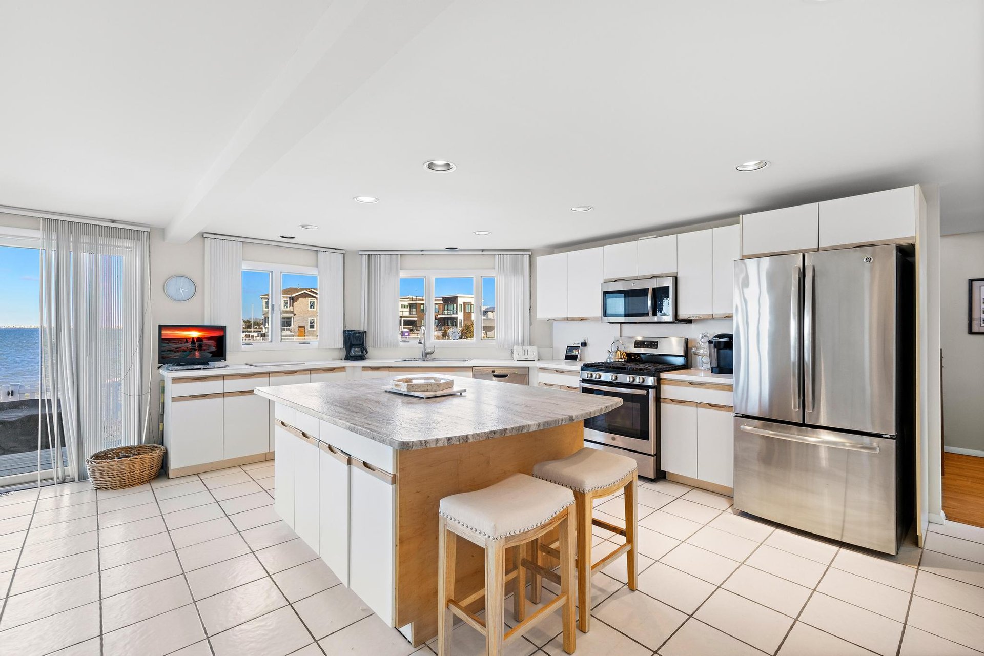 293 W 17th Street, Surf City