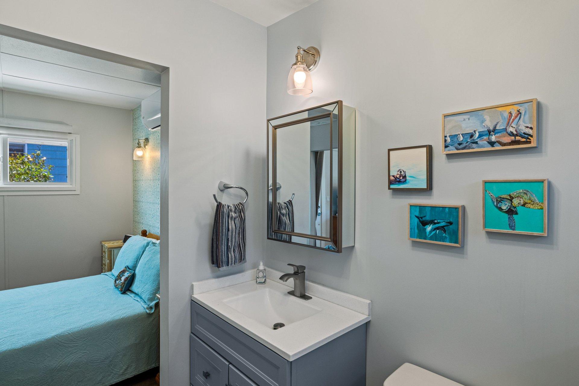 Charming Pacific Grove Cottage