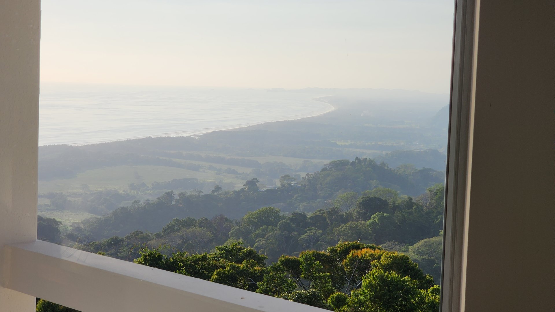16 ACRES – 6 Bedroom Grand Estate With Guest House, 15 Minutes to Dominical, SPECTACULAR OCEAN VIEWS!!!