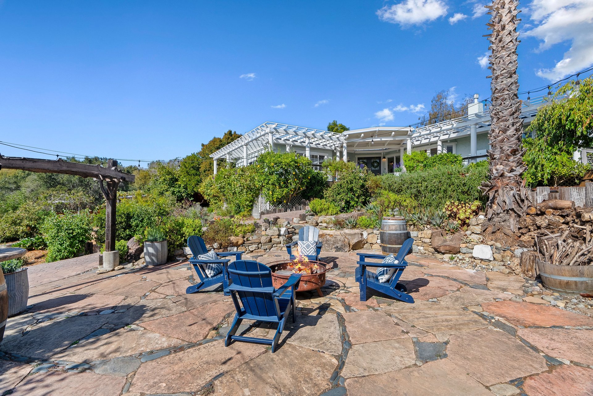 3999 Cherryvale Avenue | Soquel, California