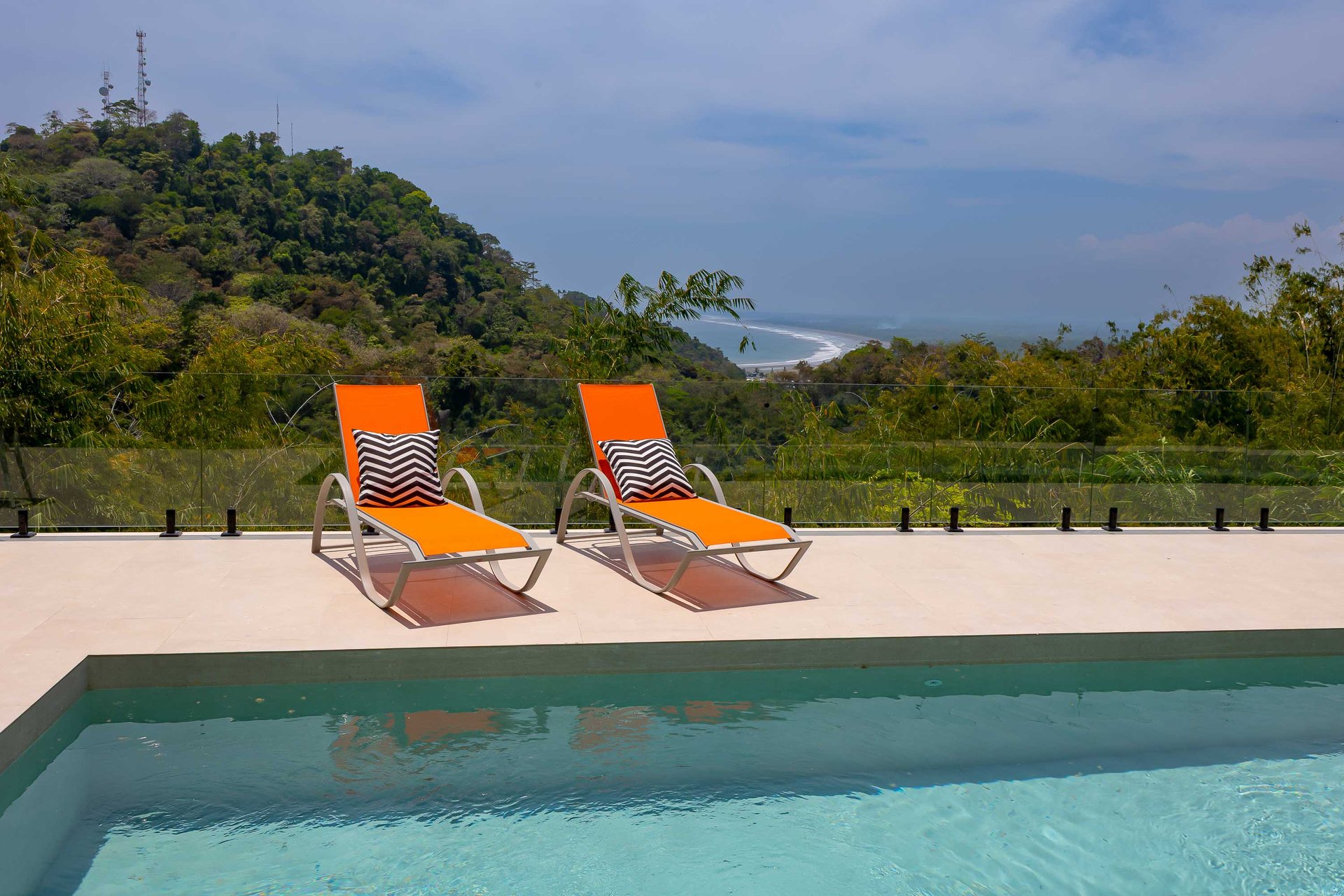 Private Gated Community Modern Luxury Villa Near Marina