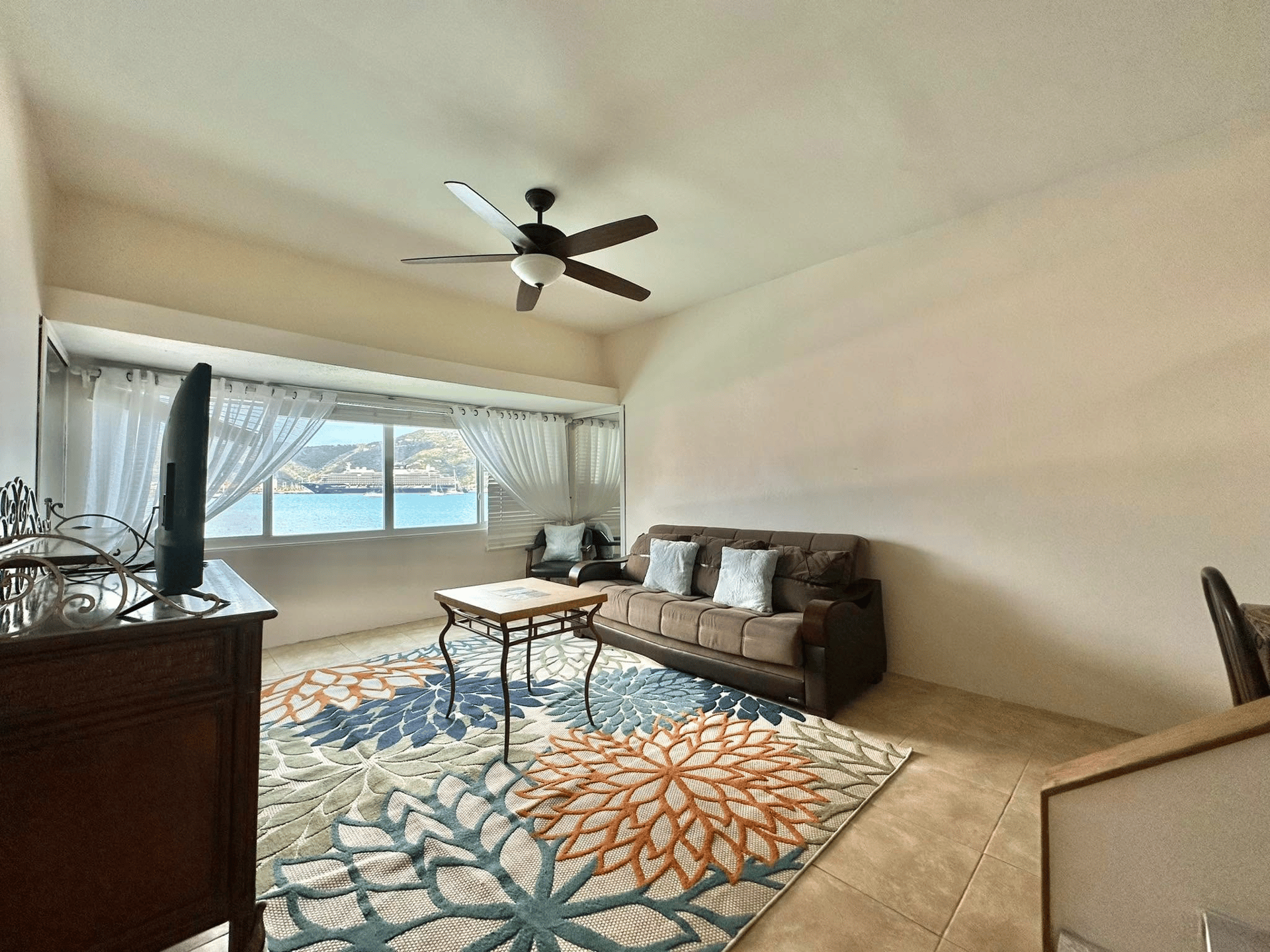 1036 Waterfront Drive 2 Bedroom Condo
