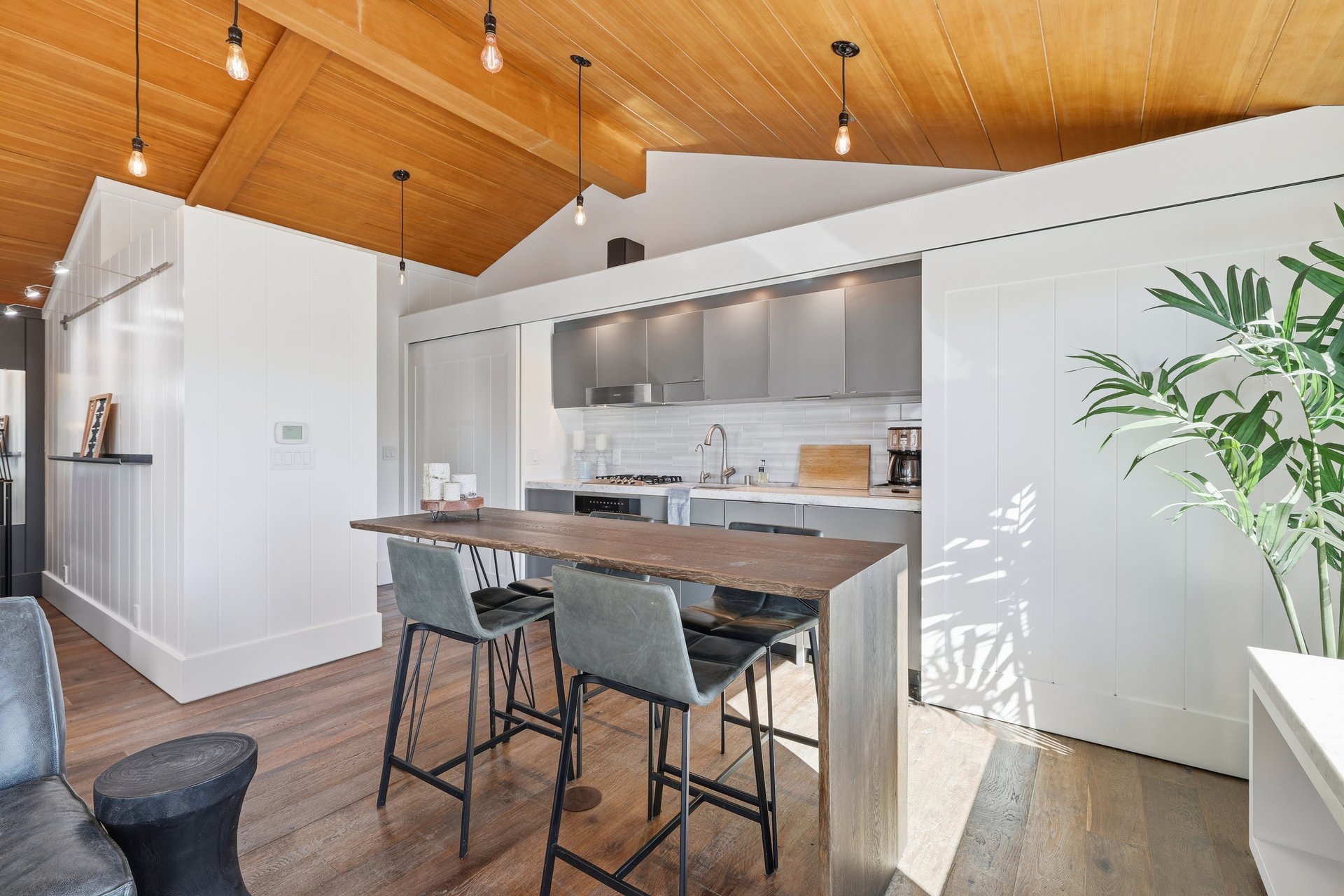 137 15th Street