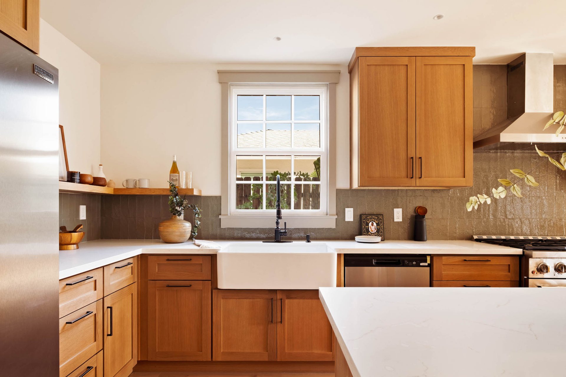Outback Modern. Lake Balboa
