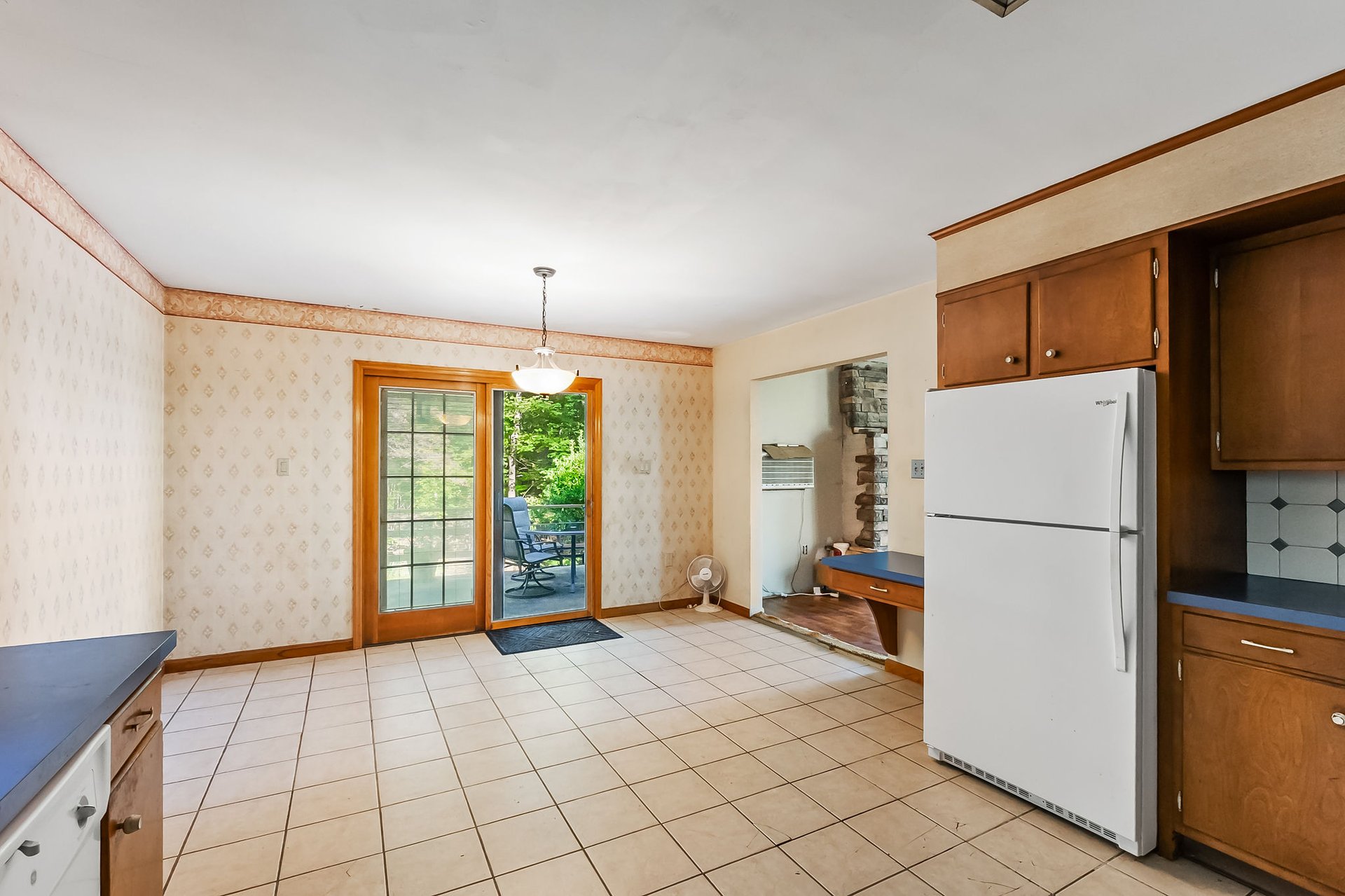3237 Oakhurst Drive