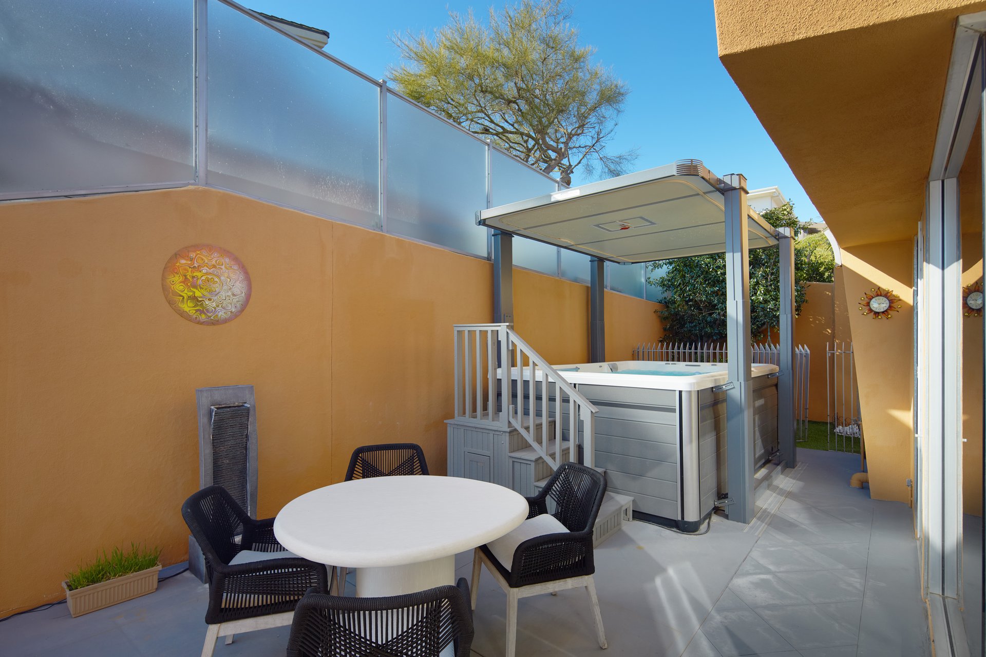 1415 Coral Drive