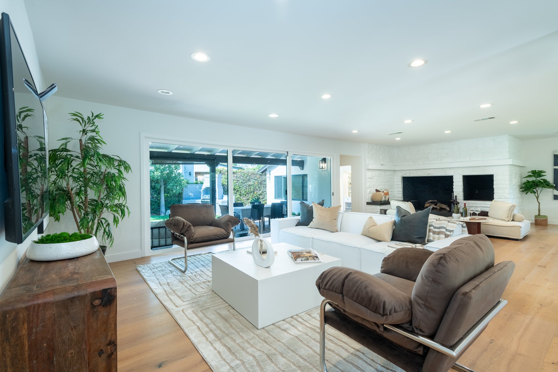 4495 Libbit Ave.