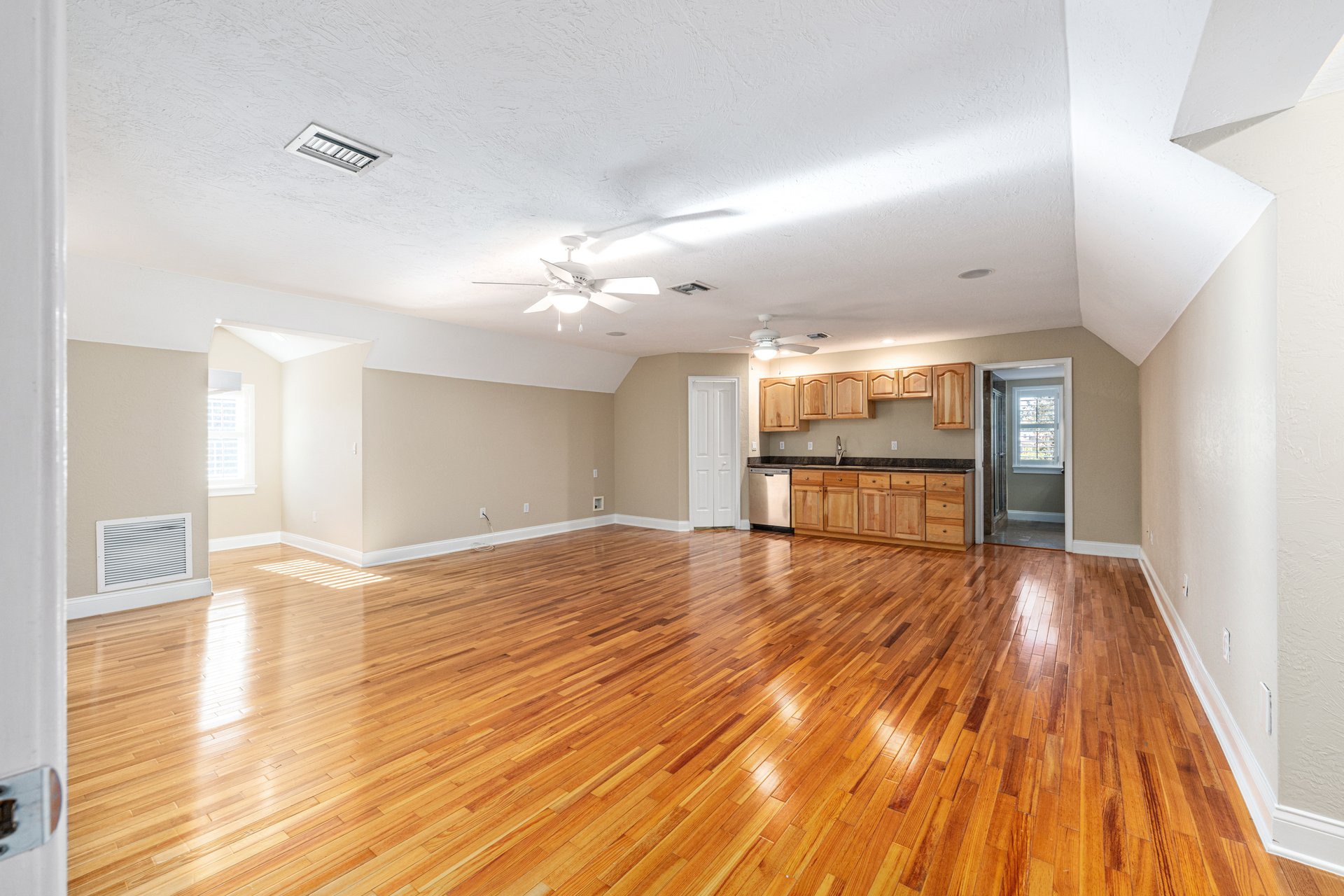 997 NW 63rd Ct