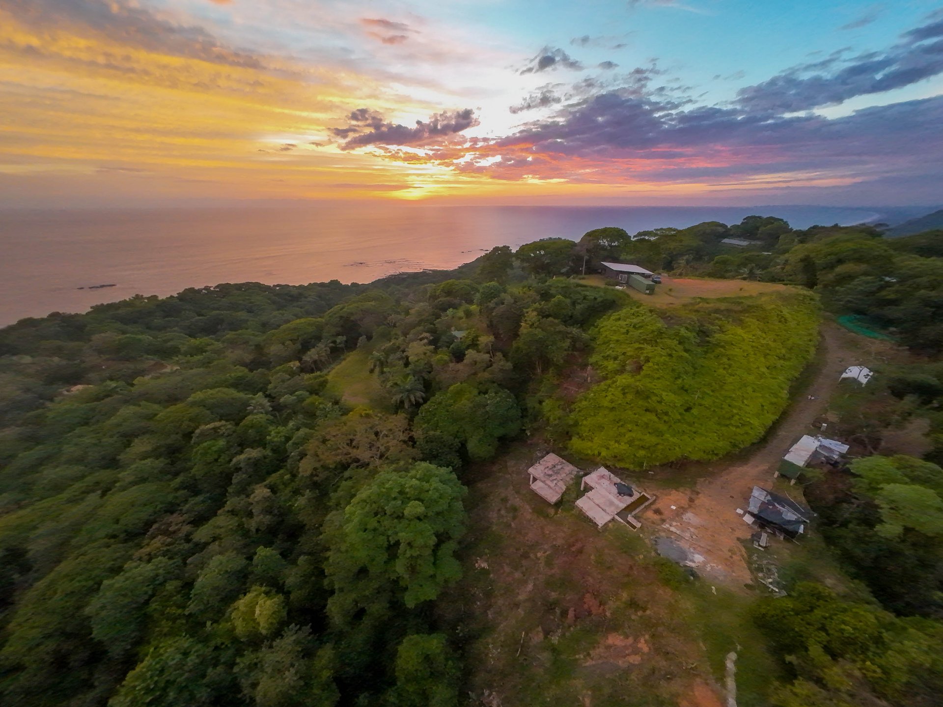 Whale's Tail Ocean Views Luxury Hilltop Estate