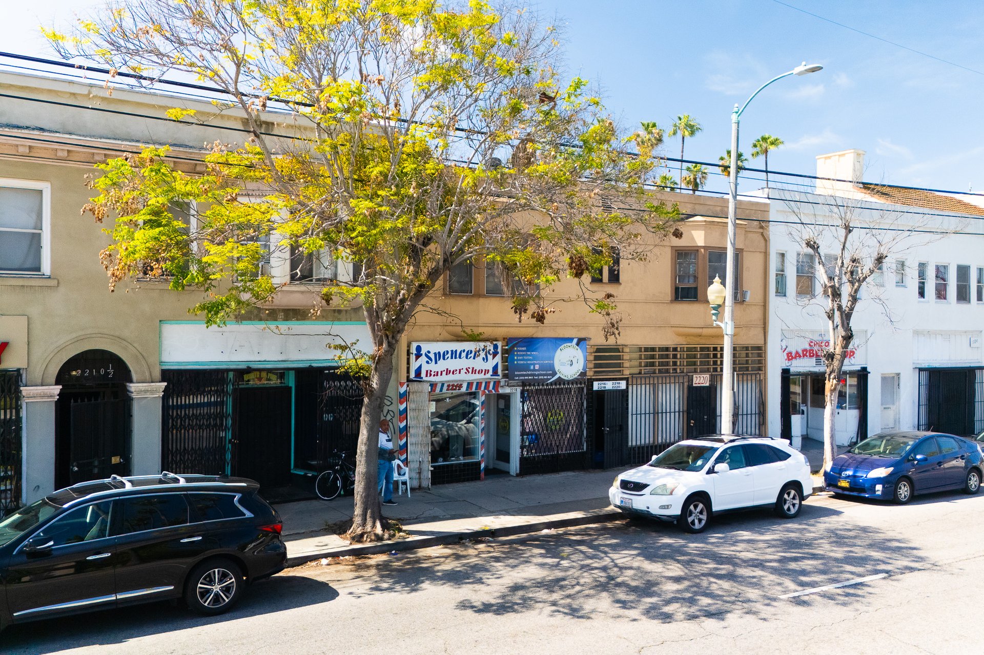 Prime Mixed-Use 7 Unit Building (w/ 3 Retail Units) in Historic Jefferson Park