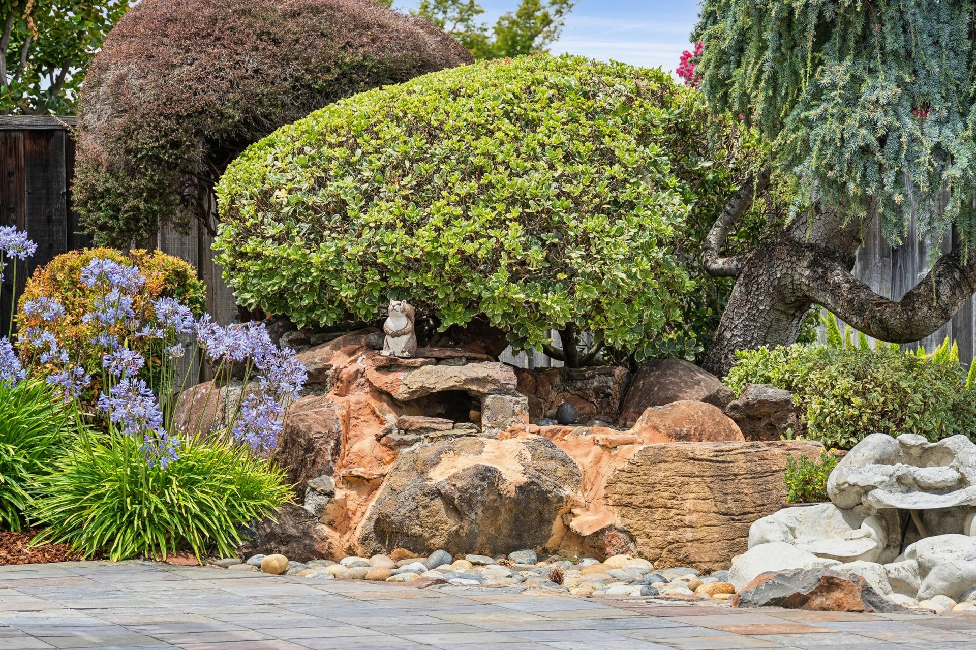 5075 Monaco Dr.