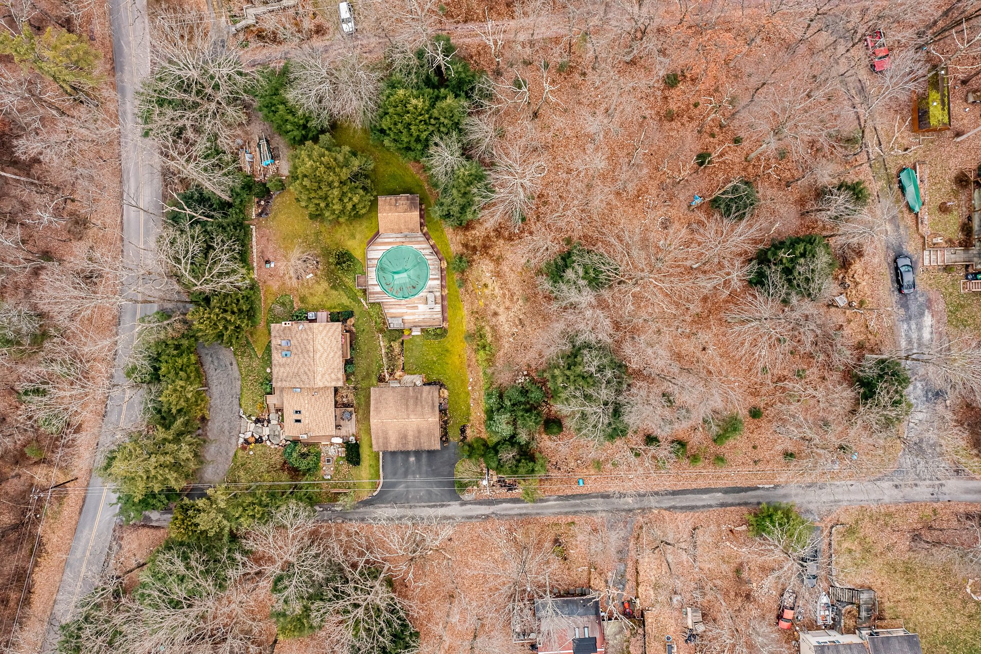 2716 Mountain Road