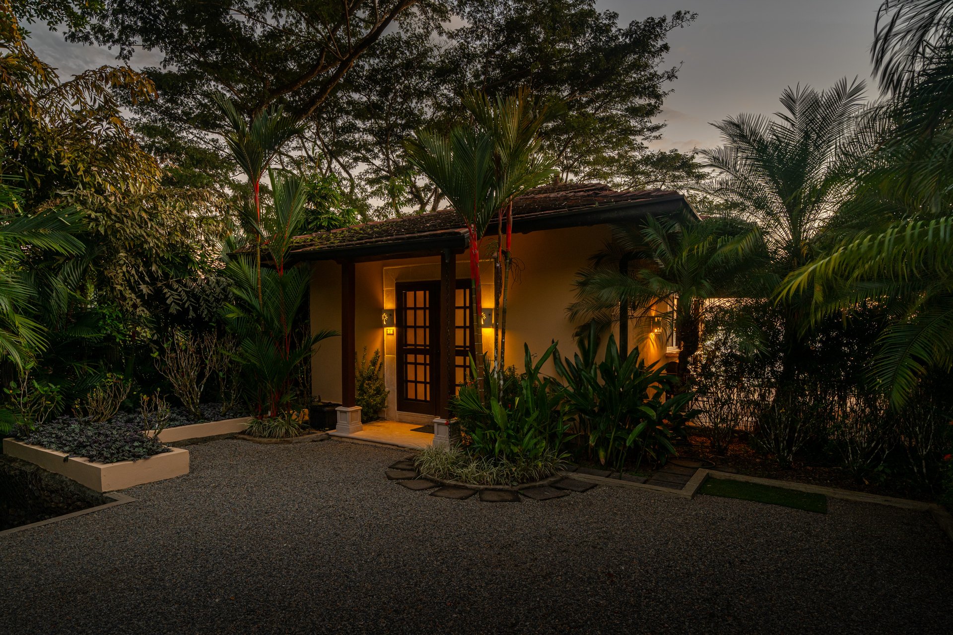 Canto Del Mar, Villa 3, Front Ridge Full Sunset Ocean and Jungle Views!