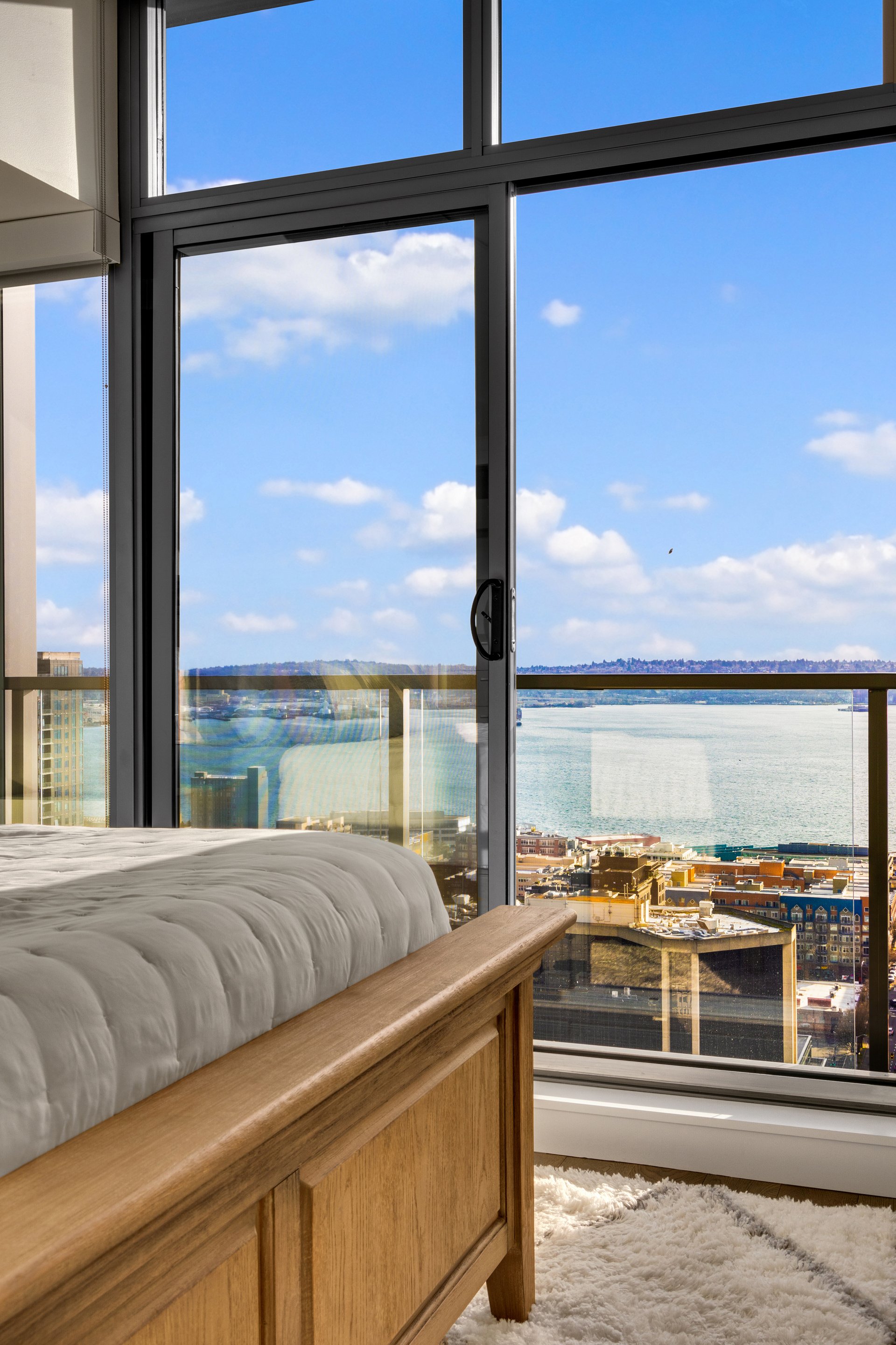 2510 6th Ave Unit 3105
